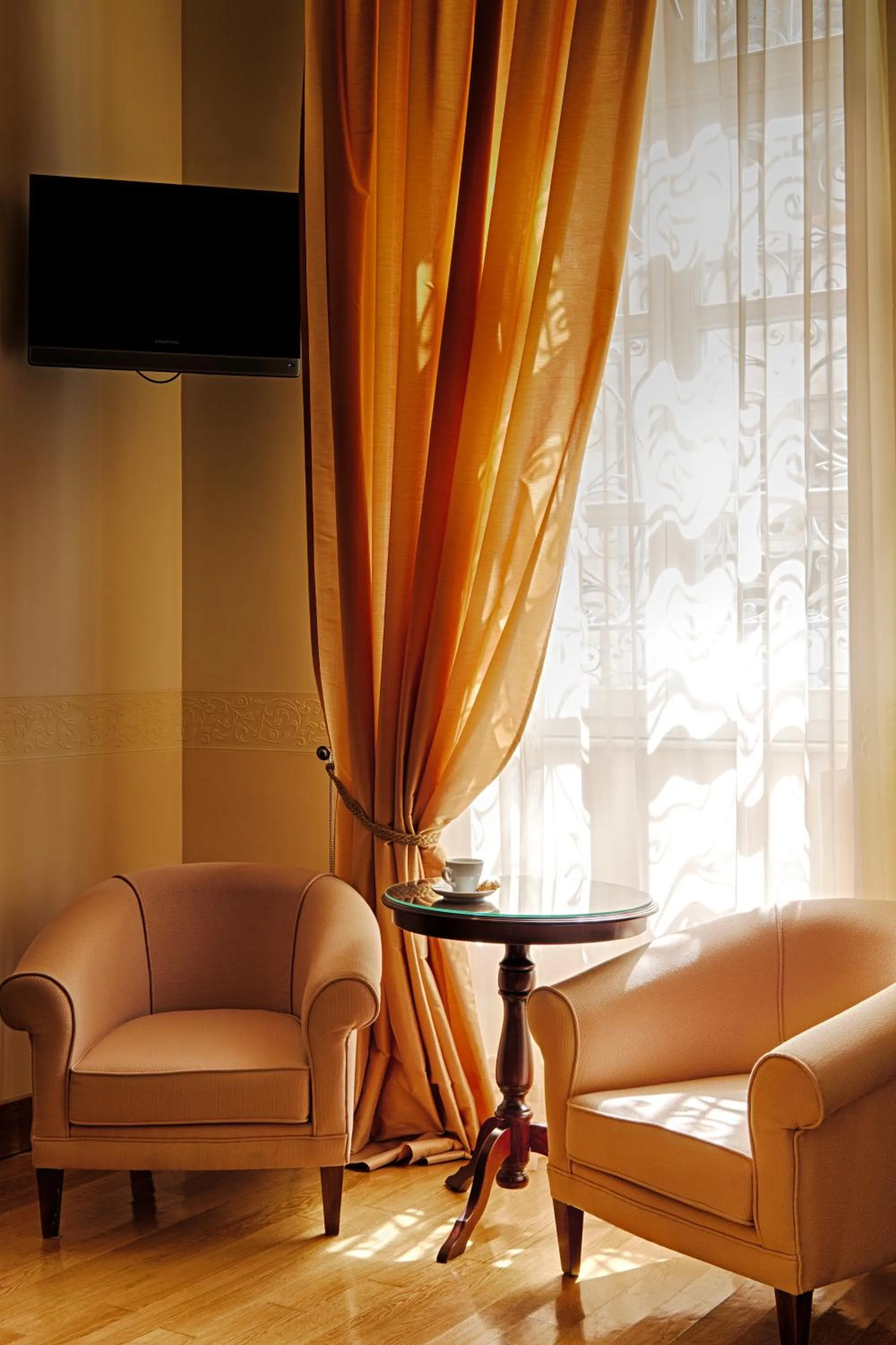 Seating area in Apollonion Palace