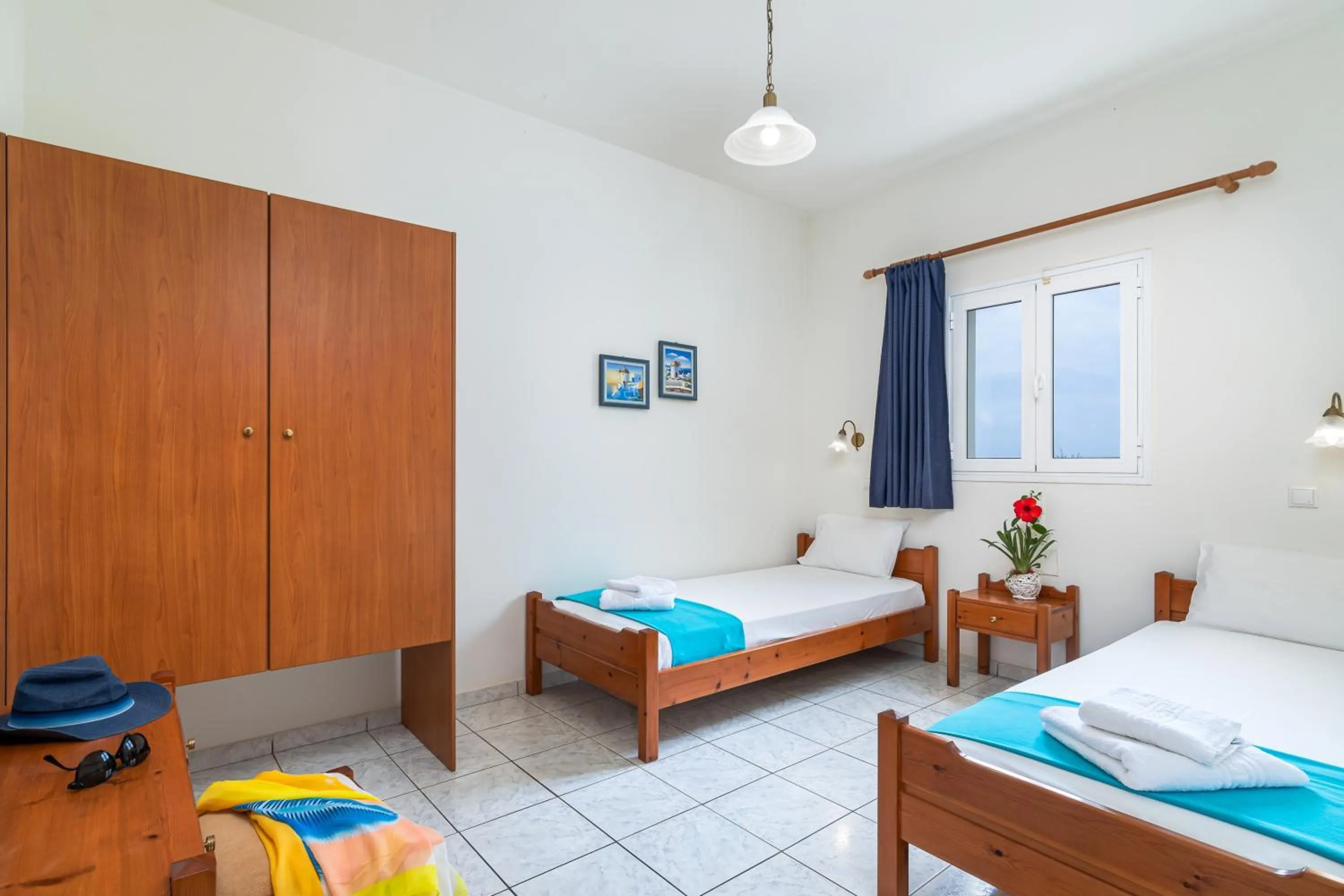 Bed in Mylos Apartments Anissaras