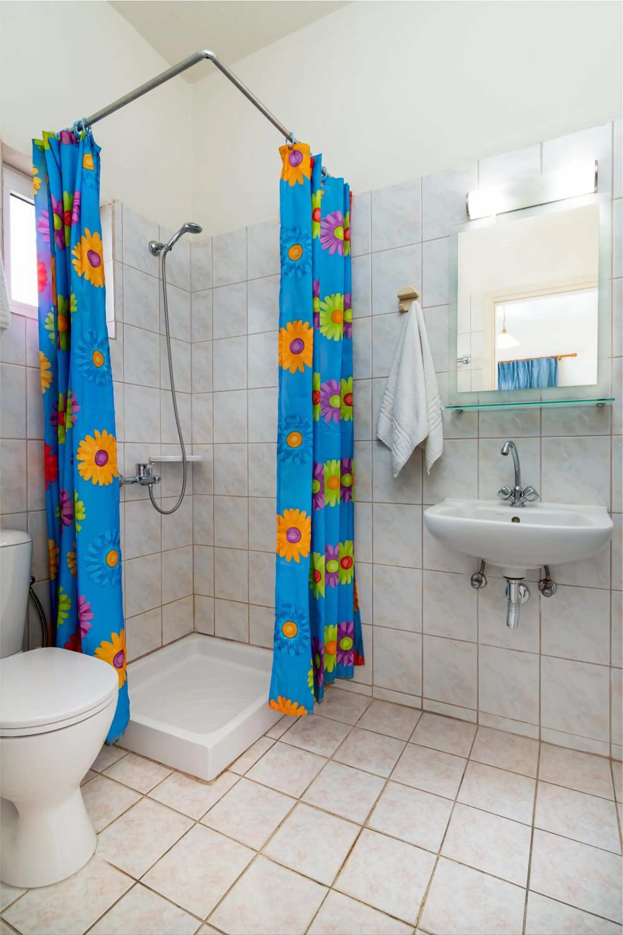 Bathroom in Mylos Apartments Anissaras