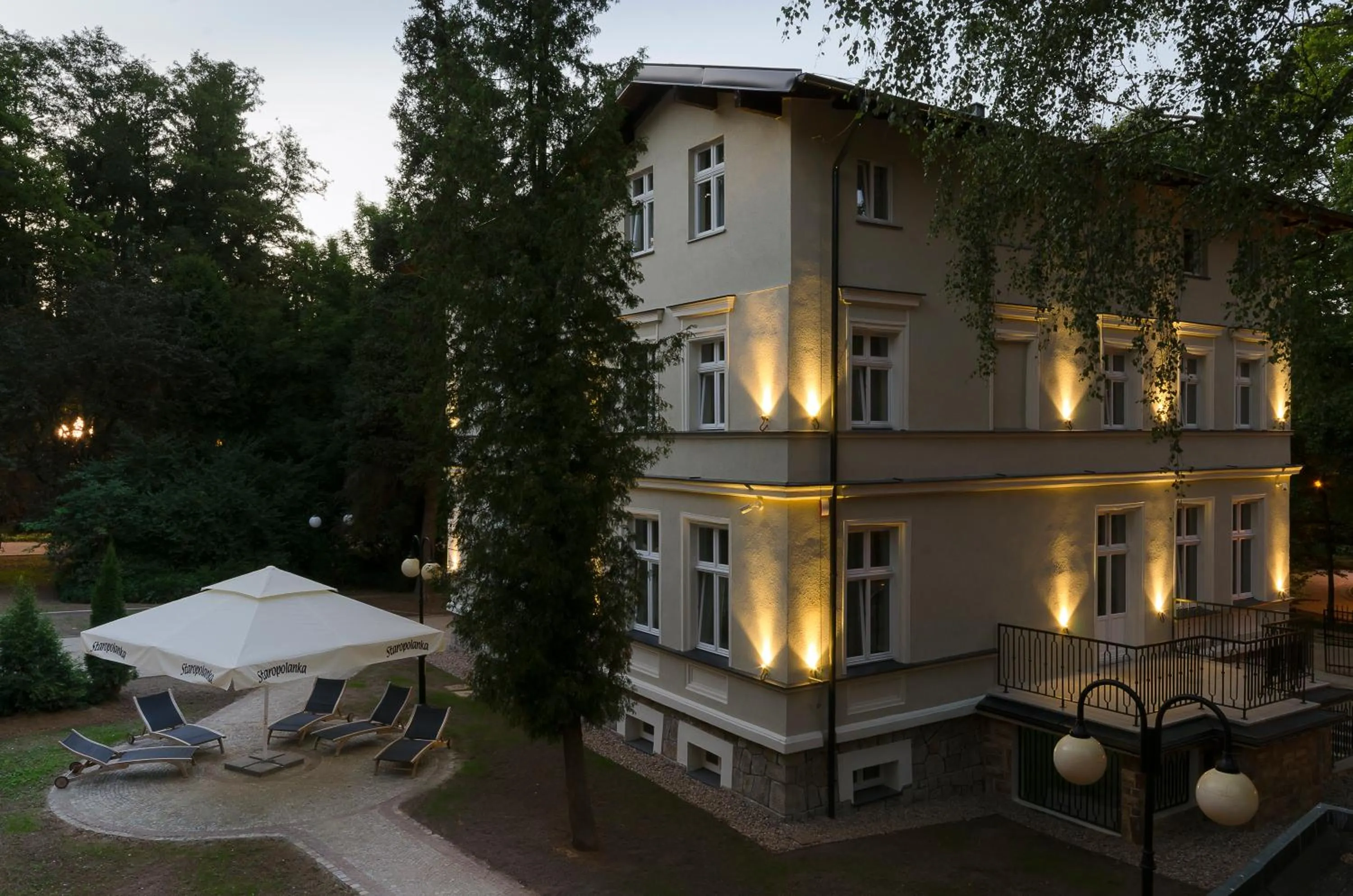 Facade/entrance in Willa Mała Pieniawa