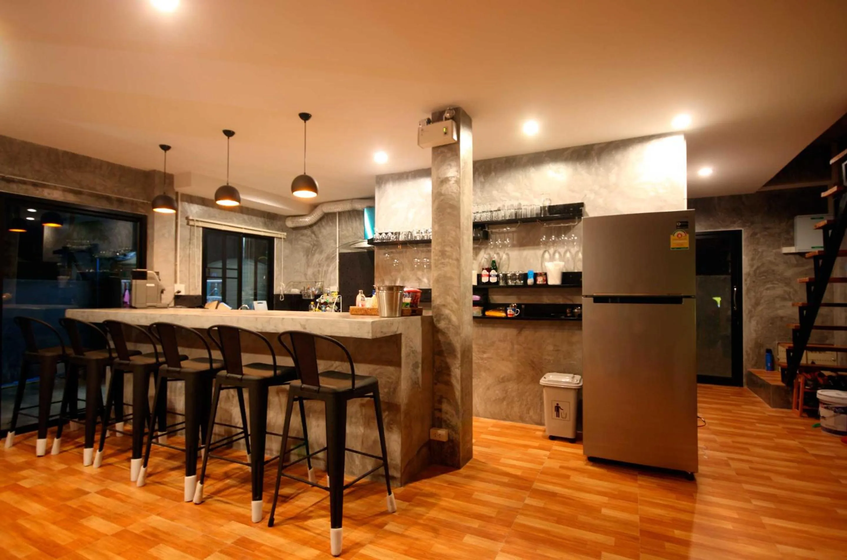 Food and drinks in Aonang Lodge - SHA