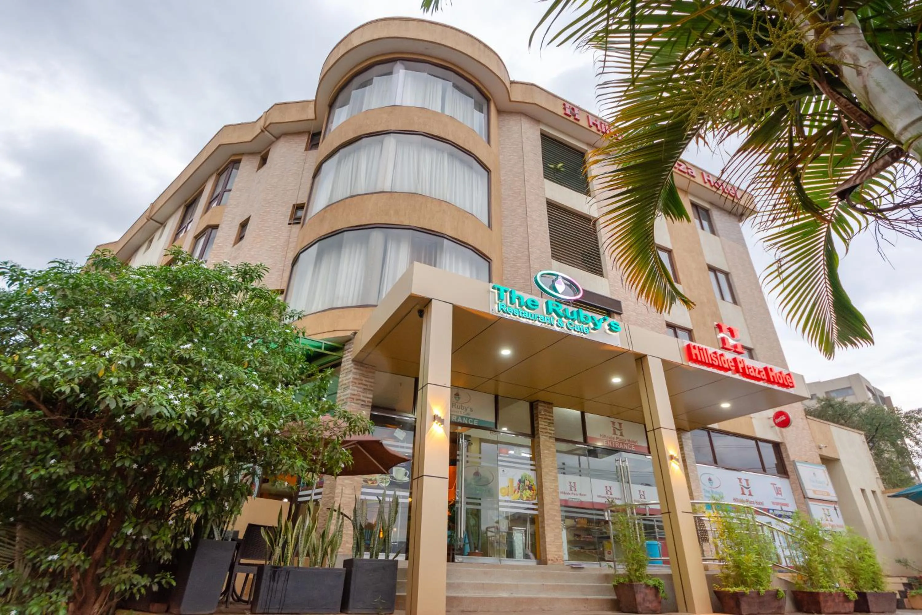 Property building in Hillside Plaza Hotel