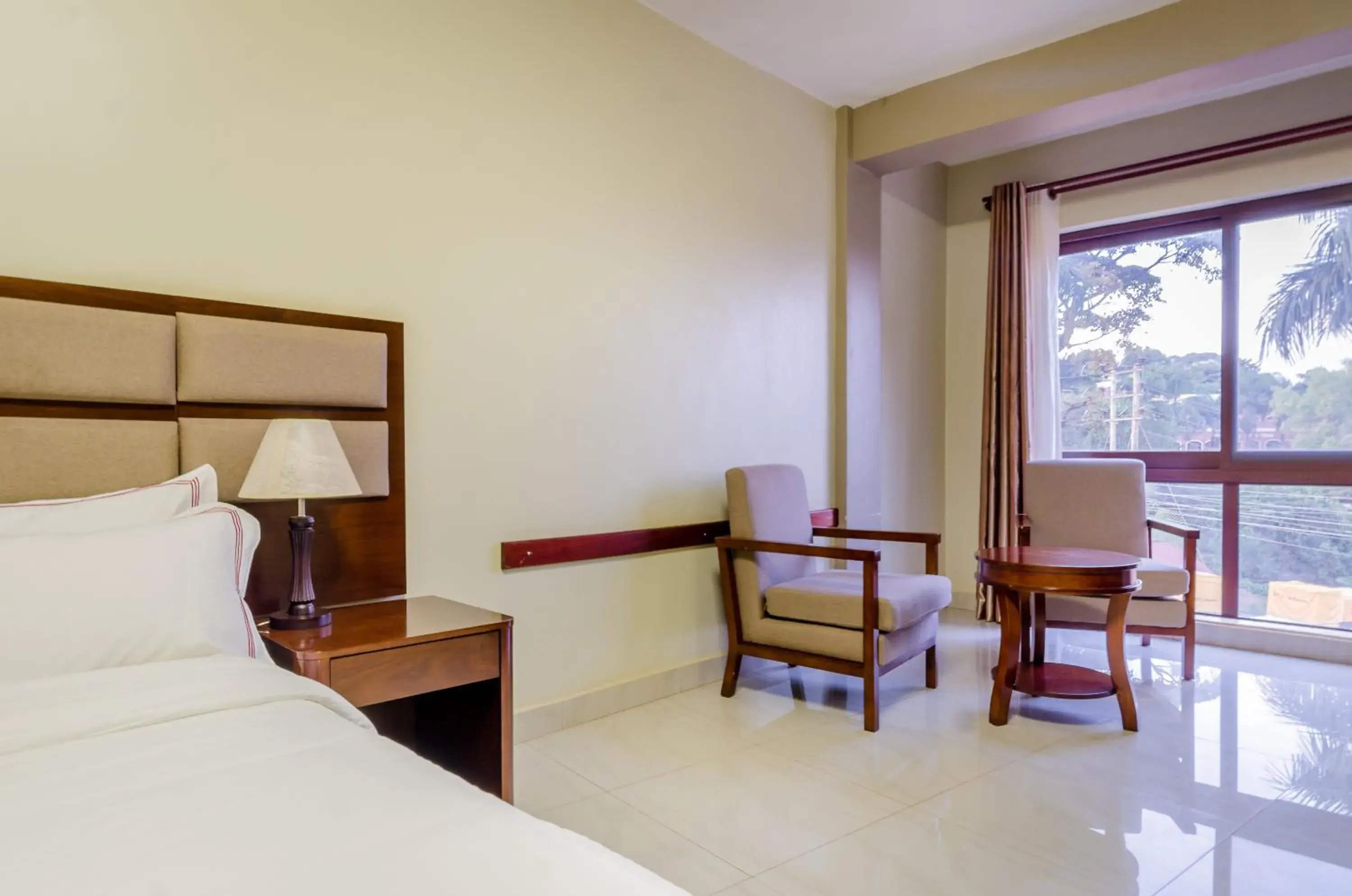 Bedroom, Bed in Hillside Plaza Hotel Bedroom, Bed in Hillside Plaza Hotel