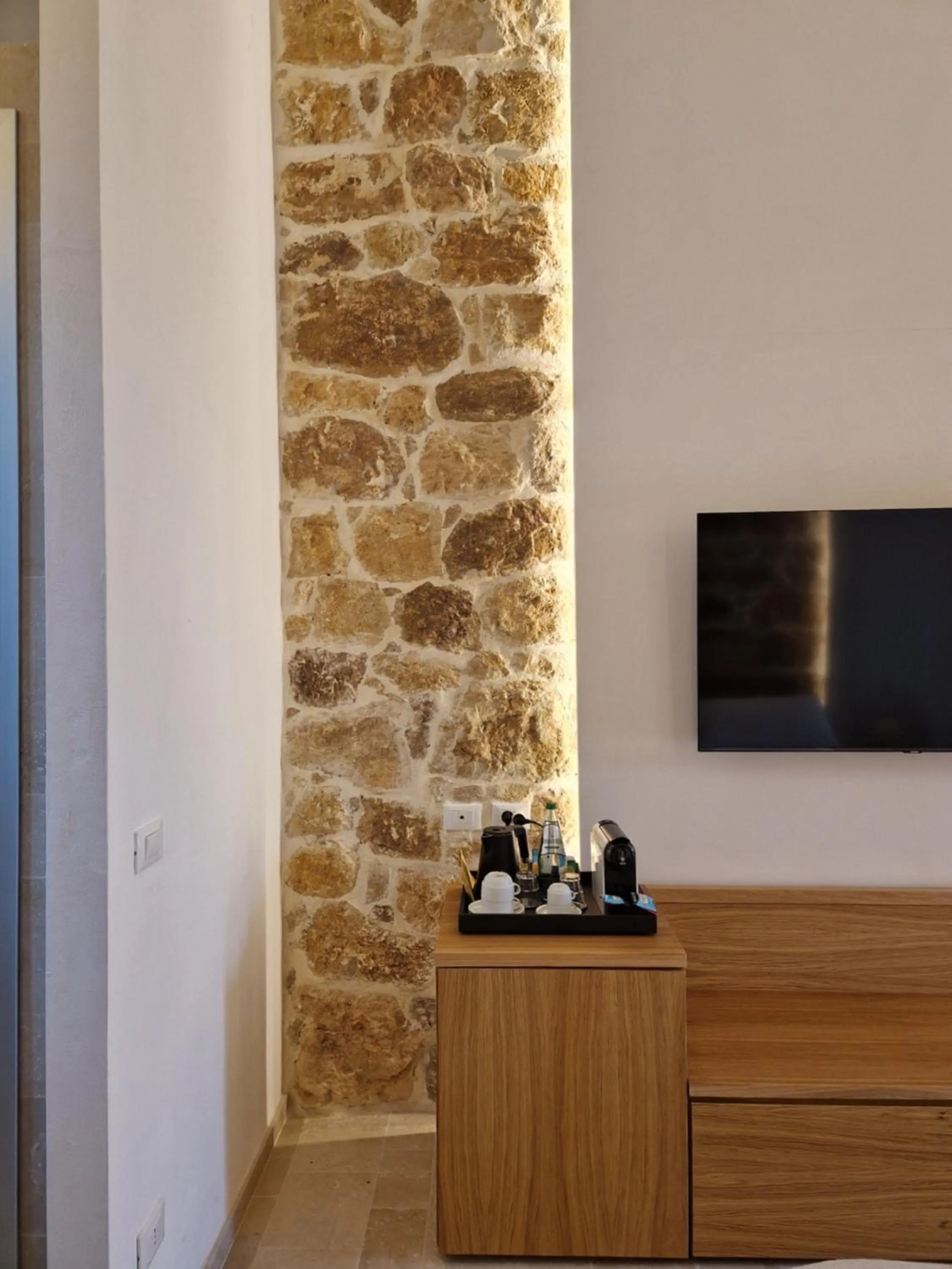 TV and multimedia in Hotel La Corte Del Sole