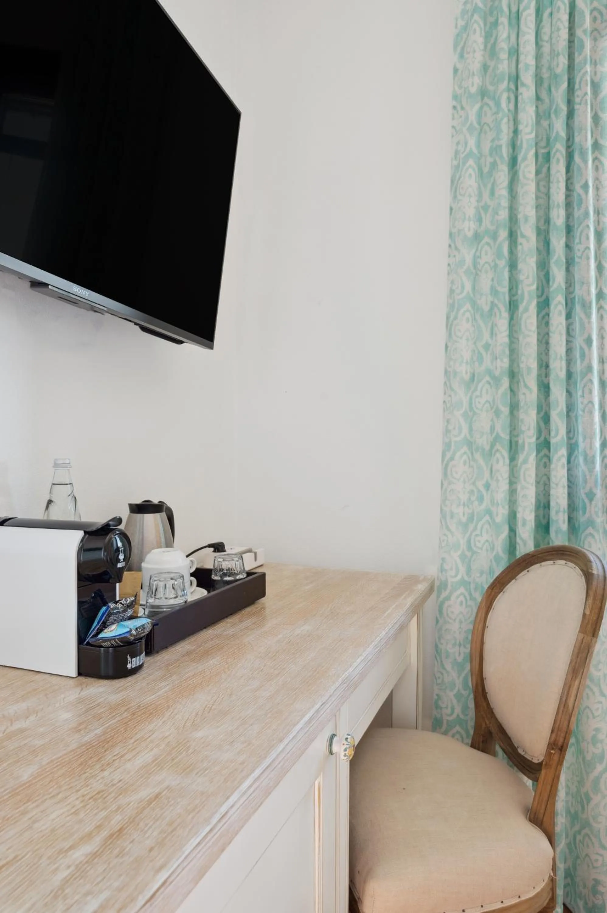 TV and multimedia in Hotel La Corte Del Sole