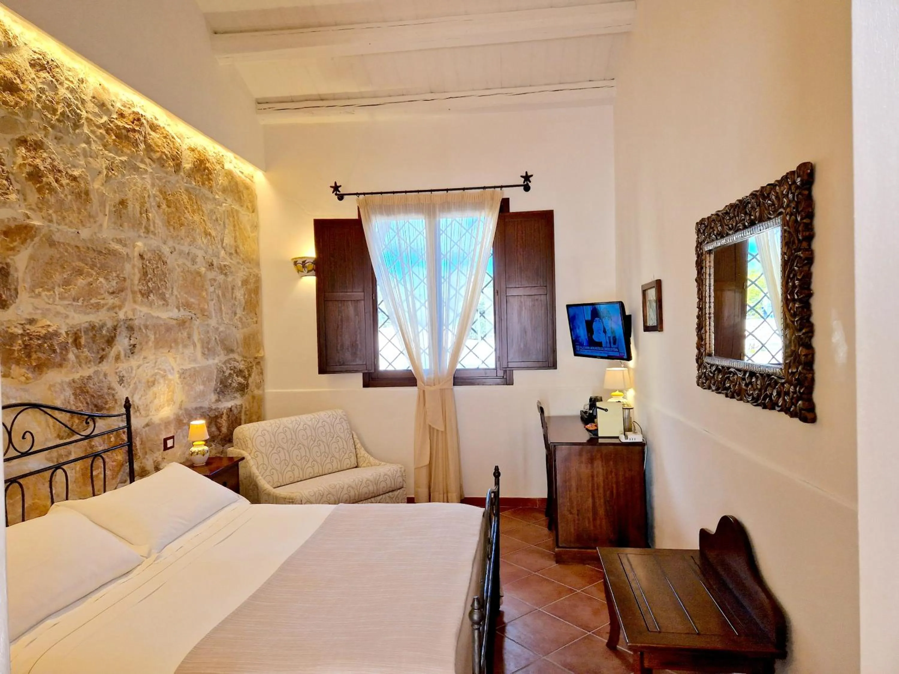 Photo of the whole room, Bed in Hotel La Corte Del Sole
