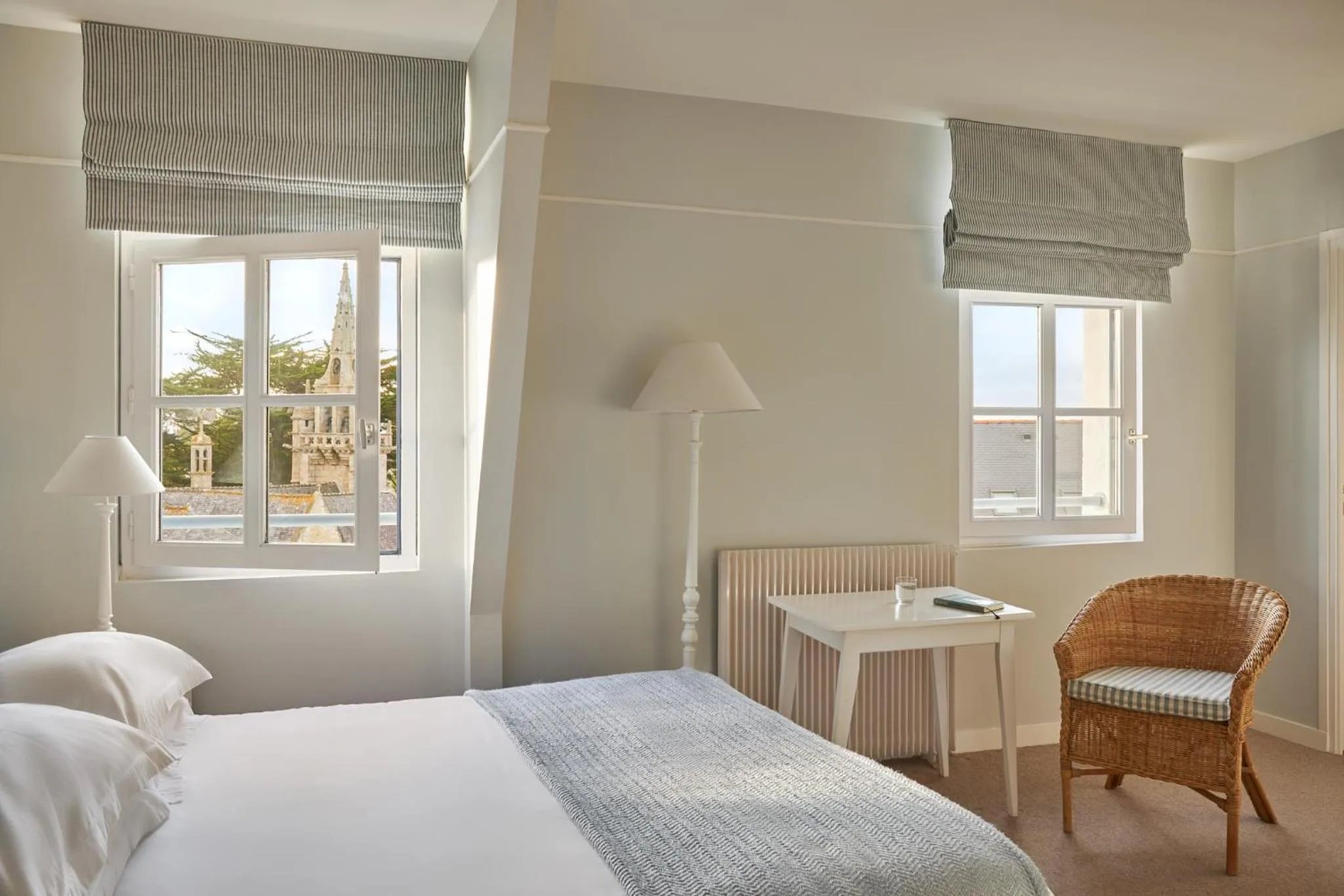 Photo of the whole room, Bed in Le Grand Hotel des Bains & Spa - Bretagne