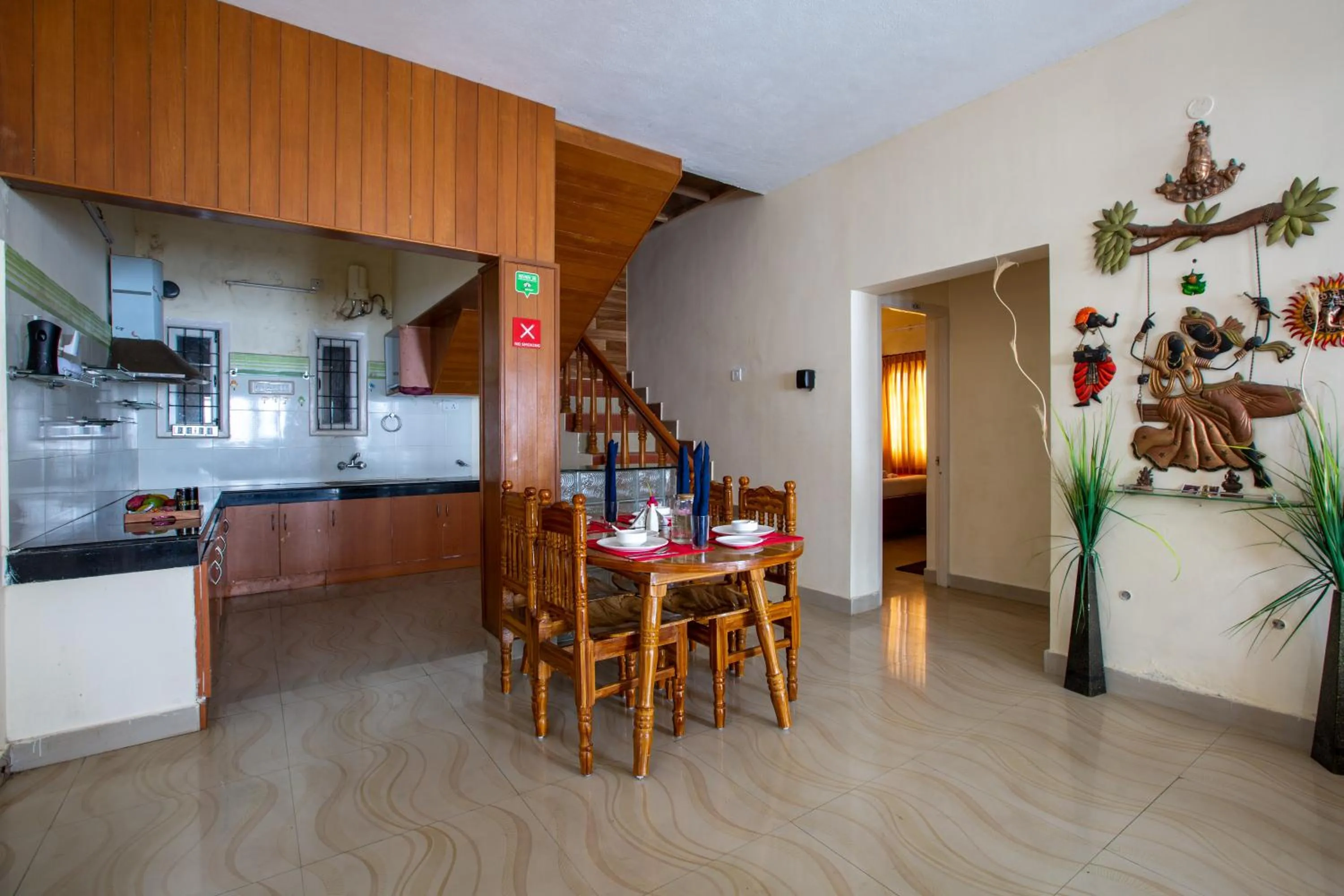Dining area in Syamantac Villa
