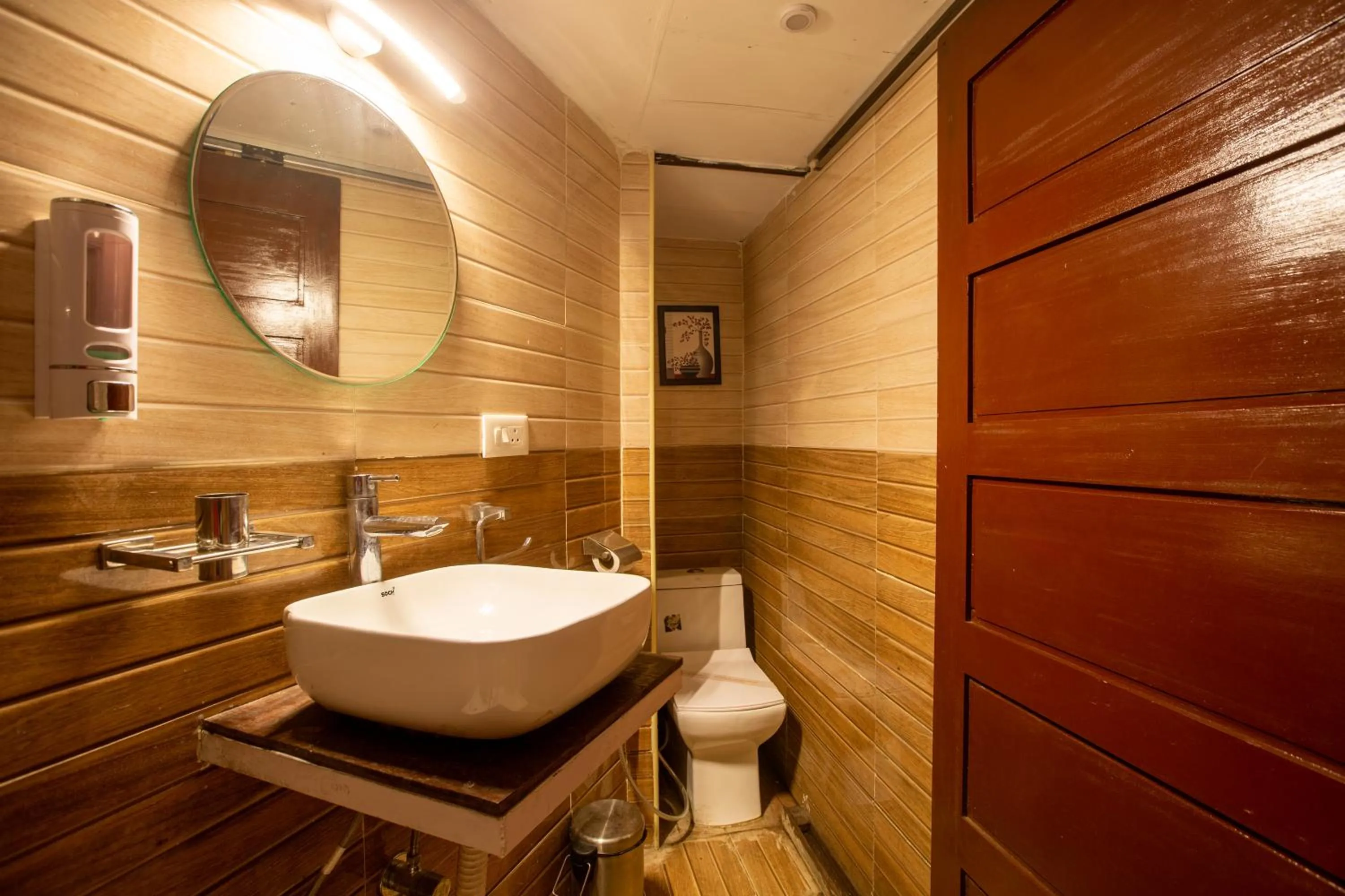 Bathroom in Syamantac Villa