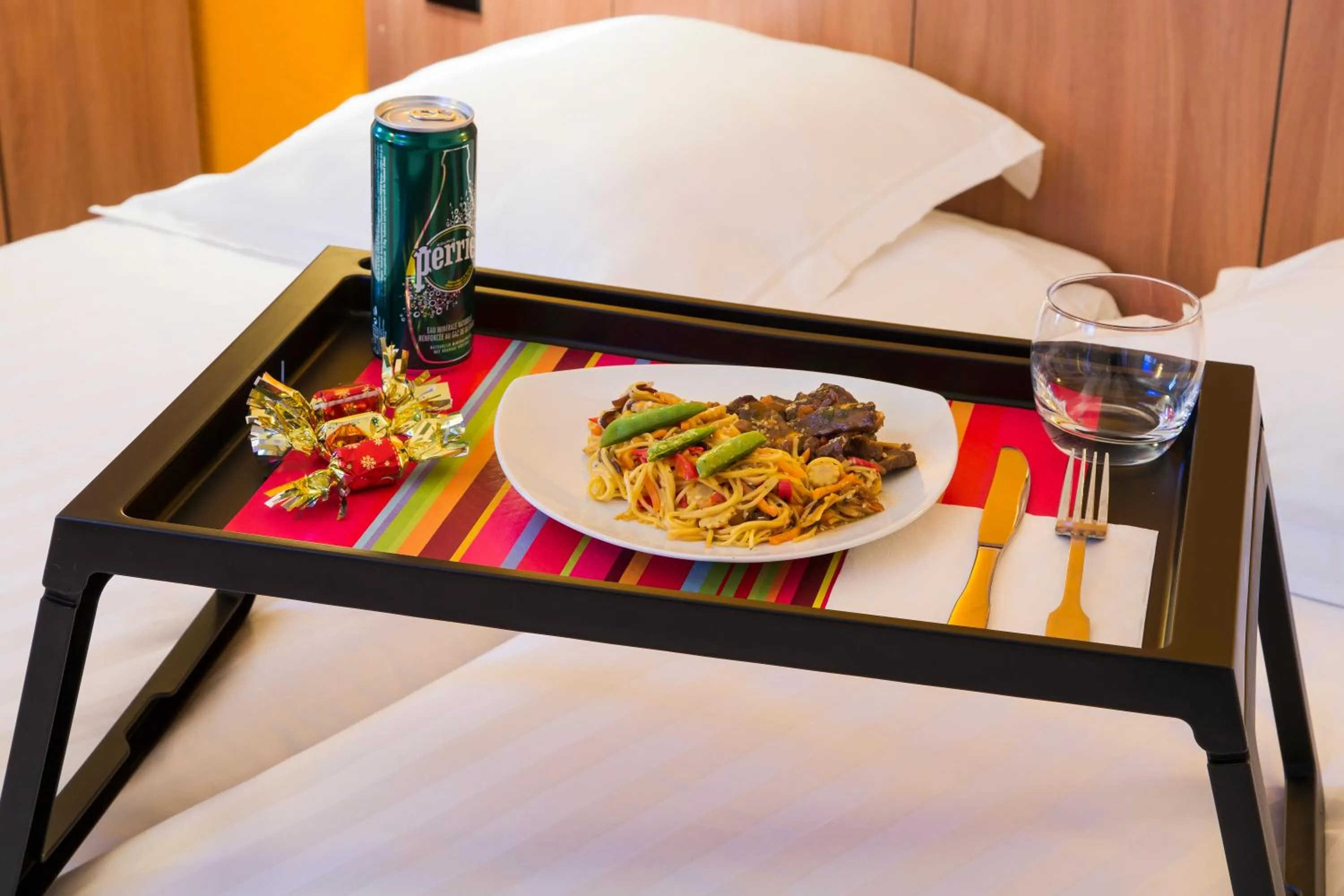 Meals in Comfort Hotel Grenoble Meylan