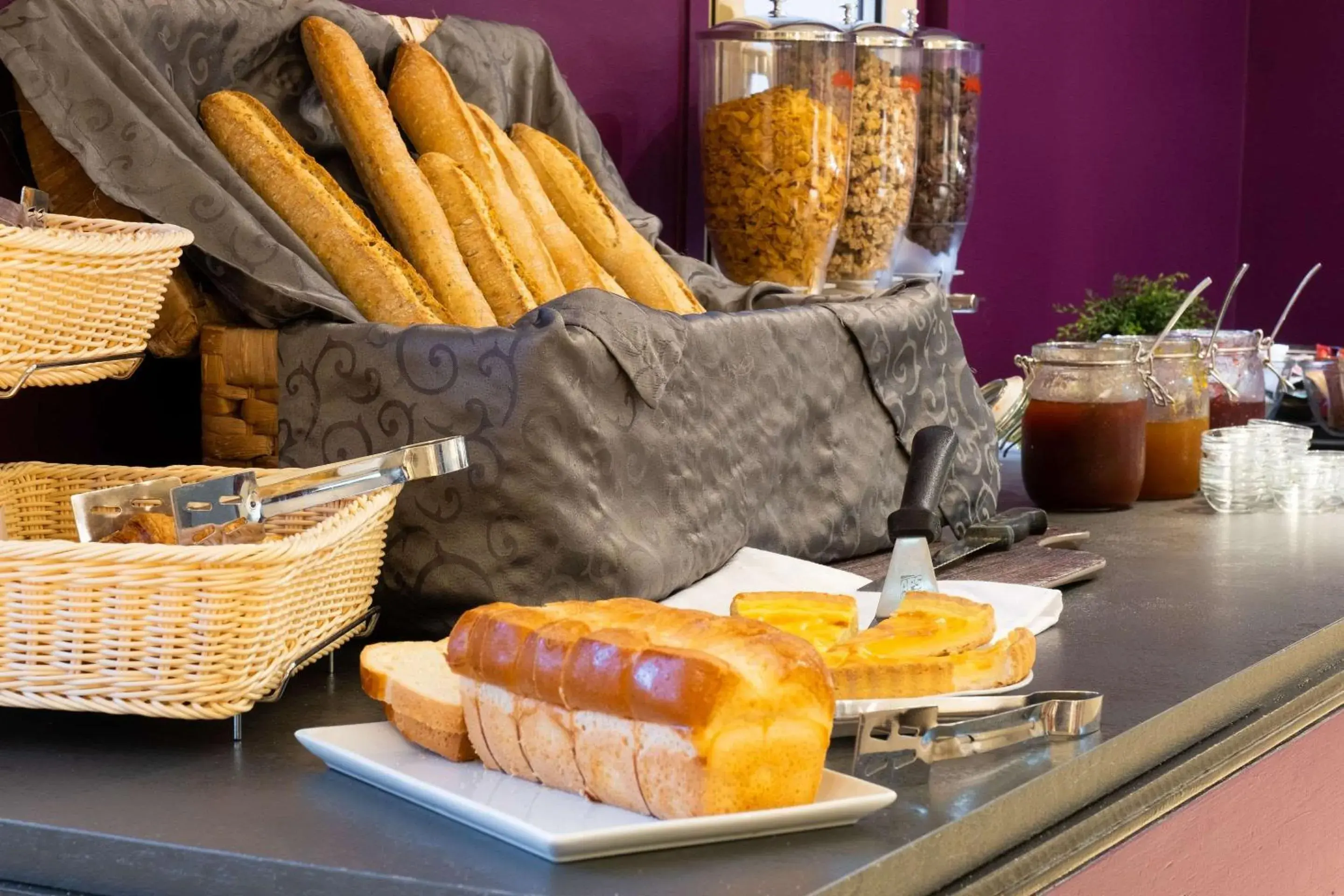 Restaurant/places to eat in Comfort Hotel Grenoble Meylan Restaurant/places to eat in Comfort Hotel Grenoble Meylan