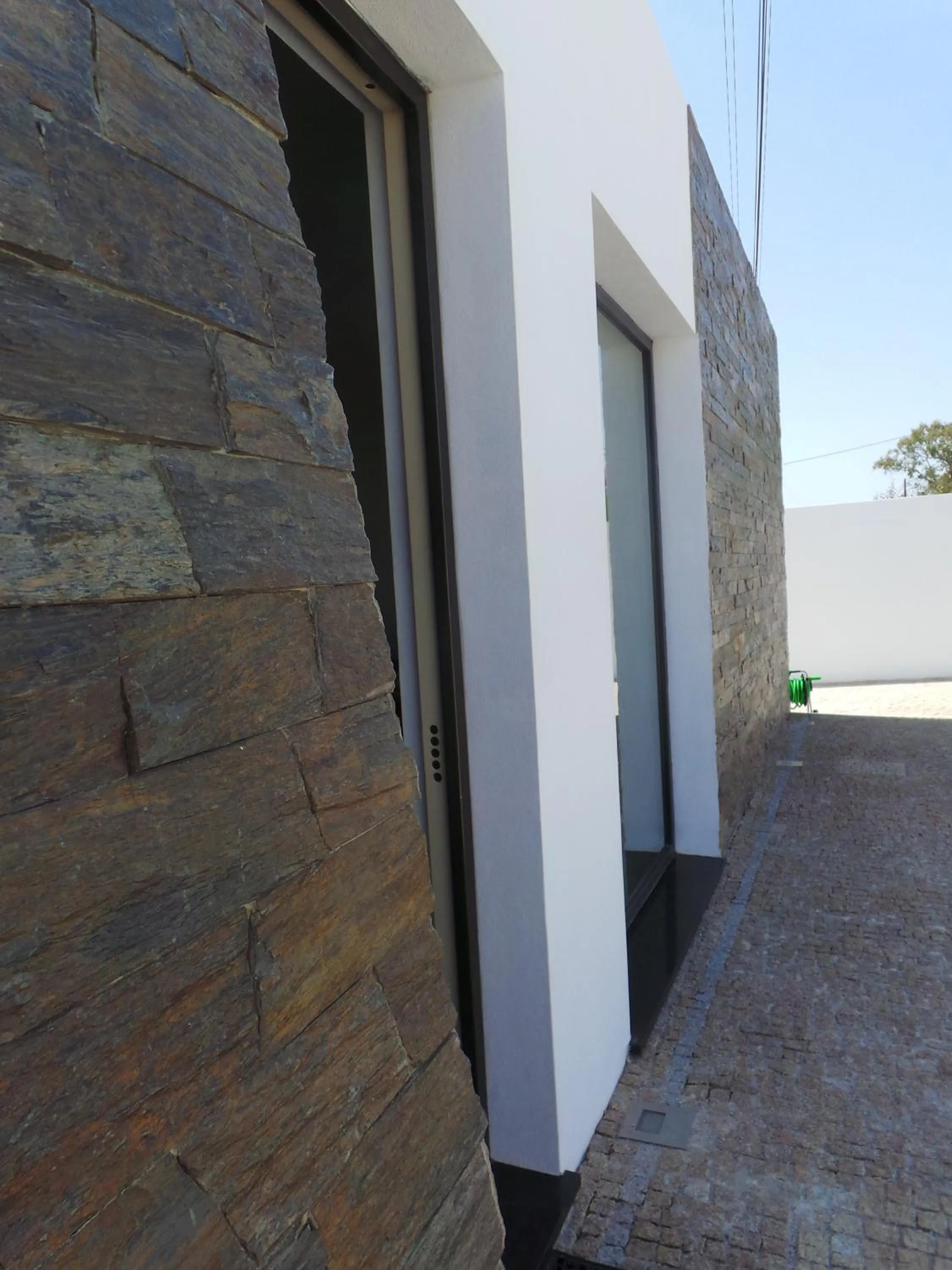 Facade/entrance in DH Country House