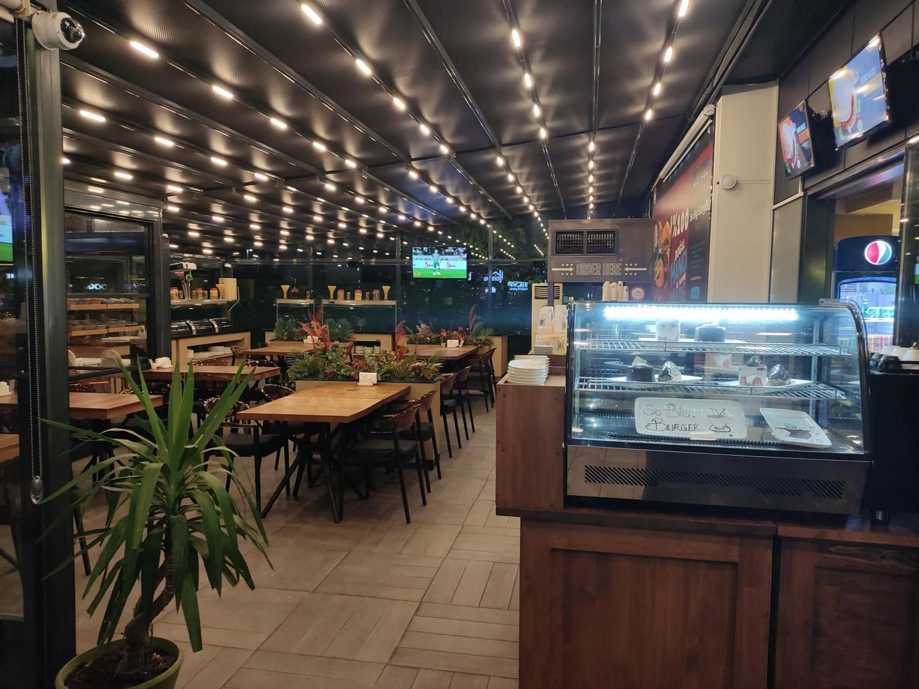 Breakfast in Kuhla Hotel