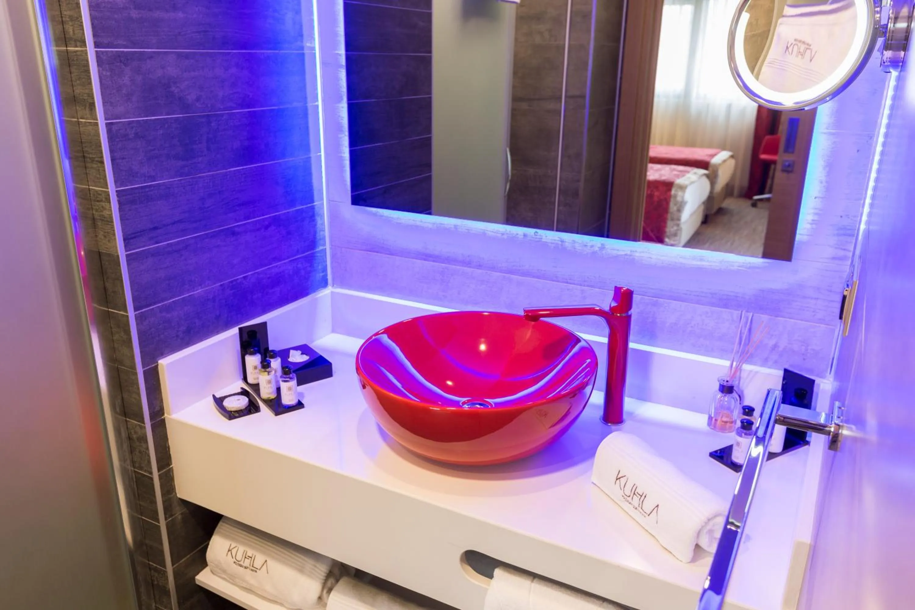 Bathroom in Kuhla Hotel