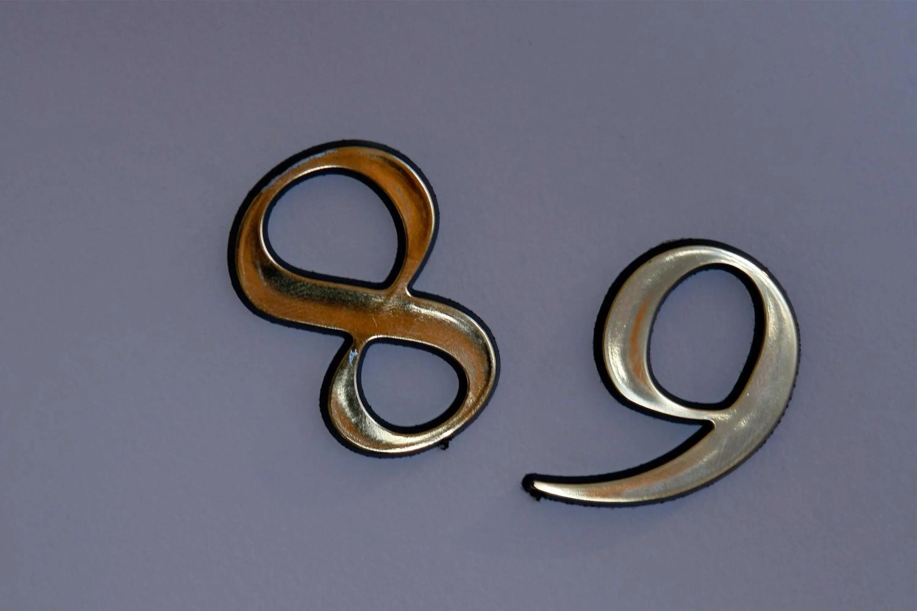 Decorative detail in Hôtel Le Tiburon