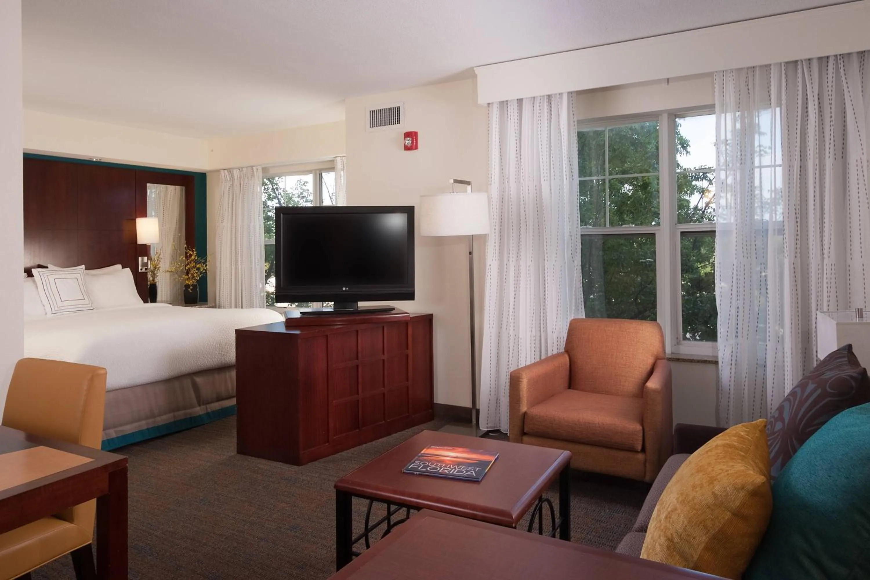 Photo of the whole room, Bed in Residence Inn Fort Myers Sanibel