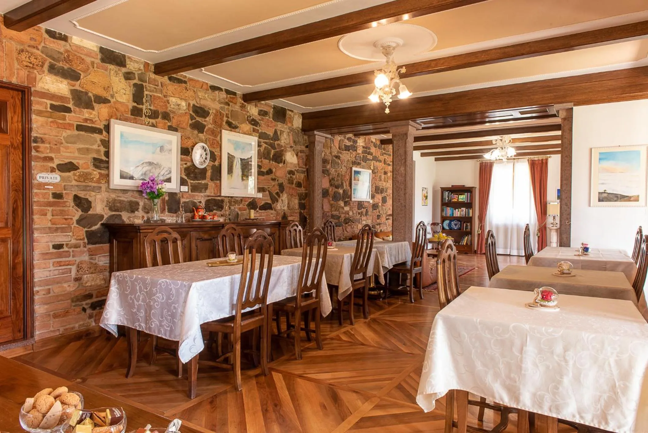 Breakfast in Villa Montegenco B&B