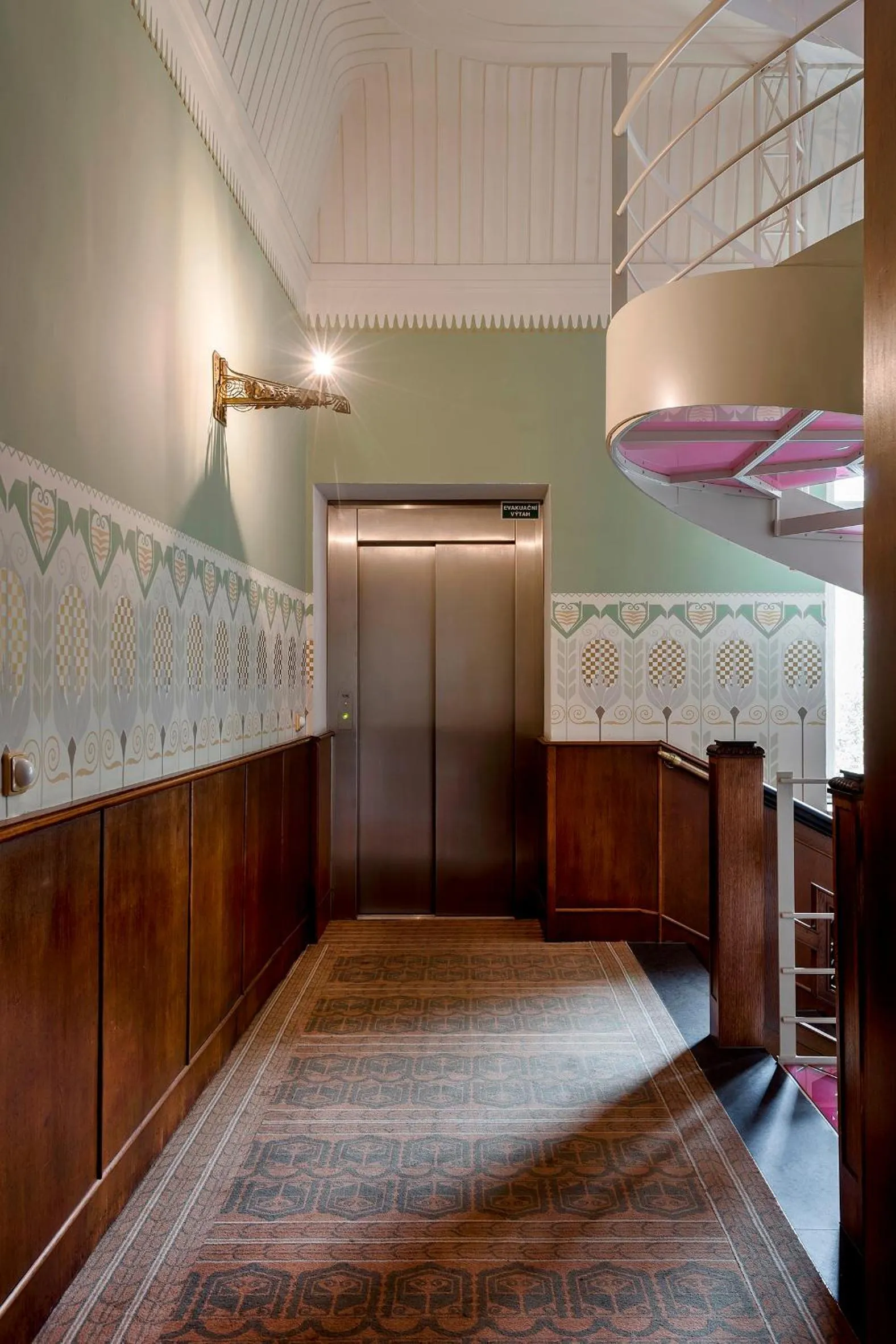 Property building, Bed in Hotel Okresní Dům