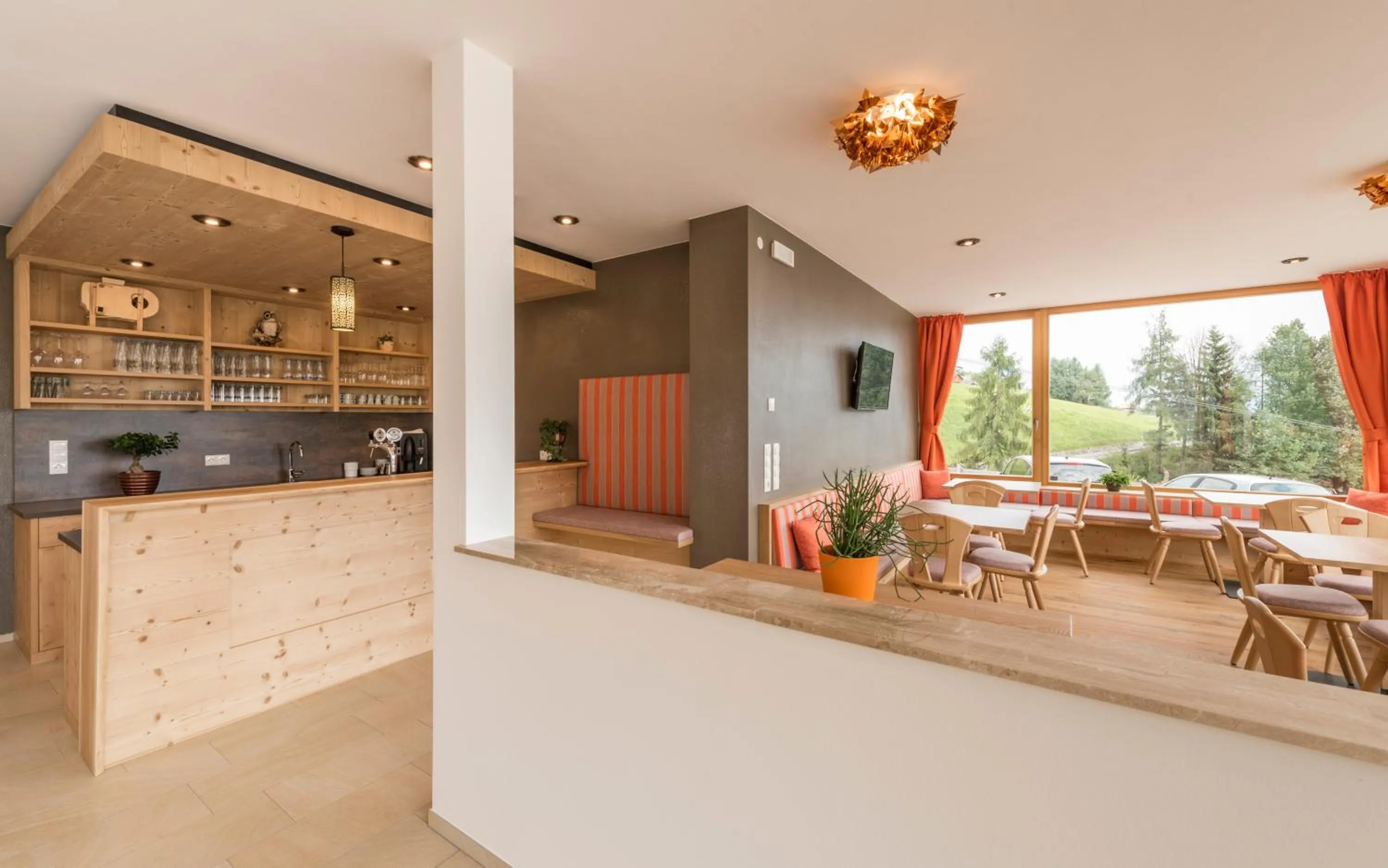 Communal lounge/ TV room in Hotel Schmiedhof