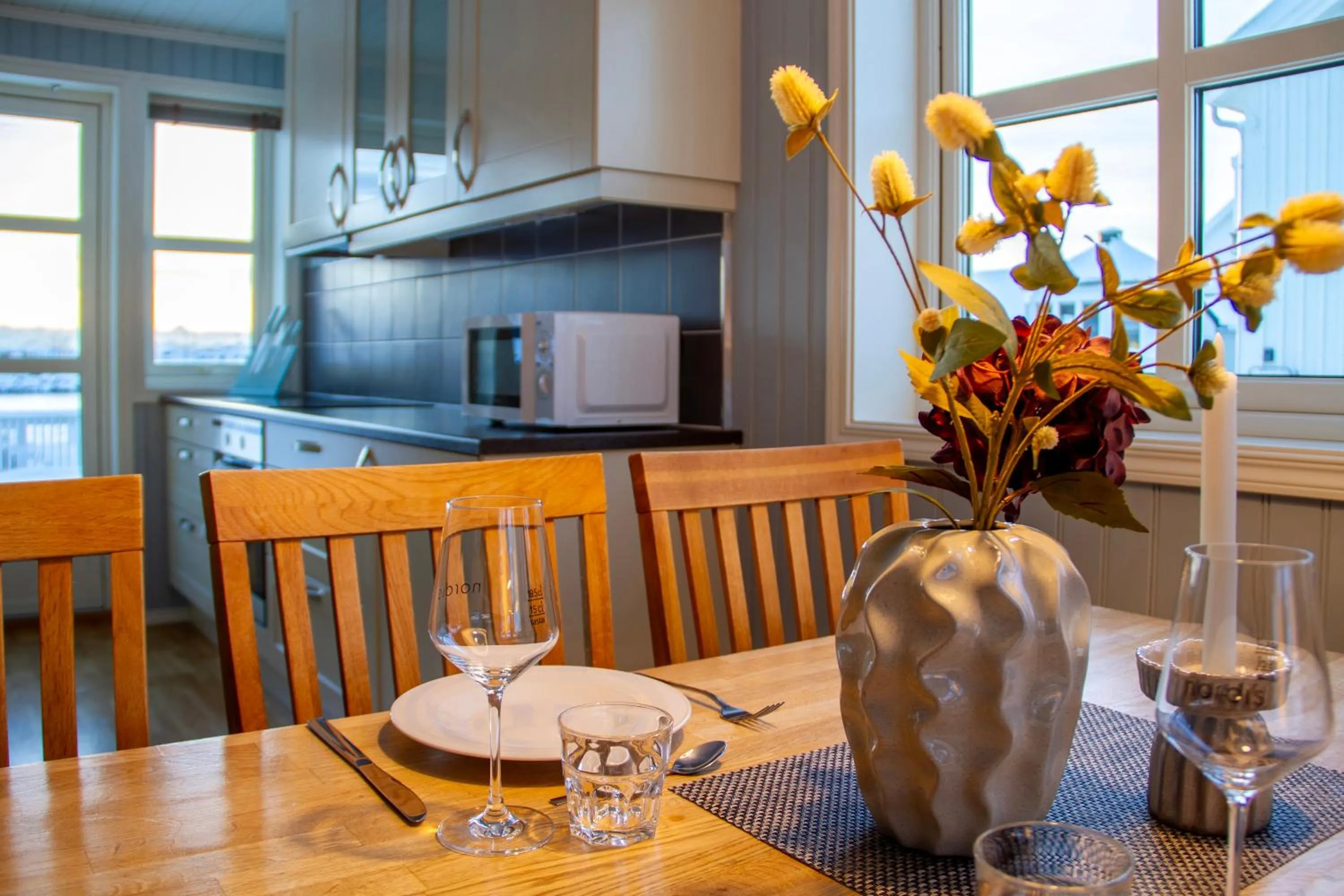 Dining area in Rorbuene Svolvær Havn
