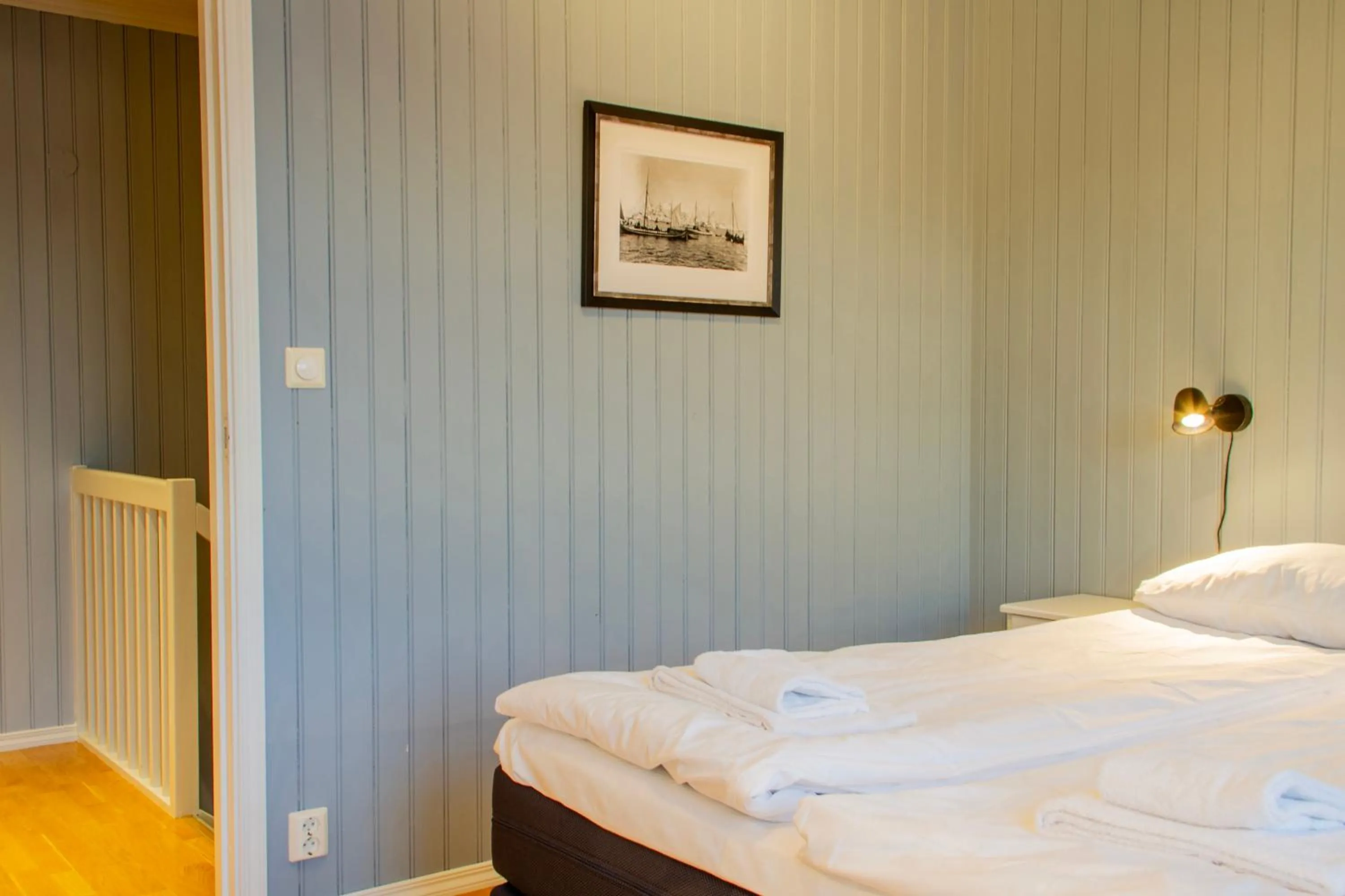 Bedroom, Bed in Rorbuene Svolvær Havn