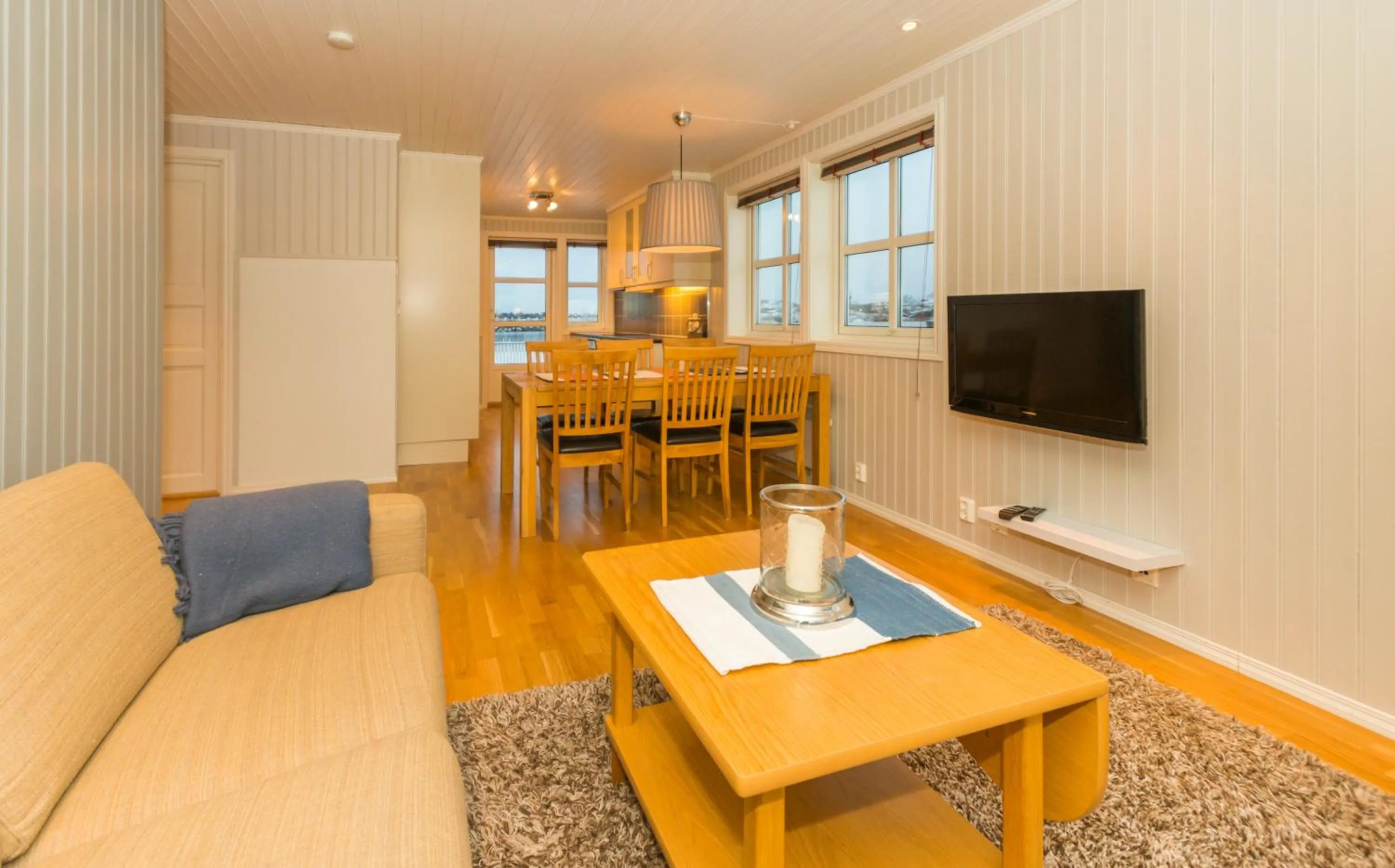 TV and multimedia in Rorbuene Svolvær Havn