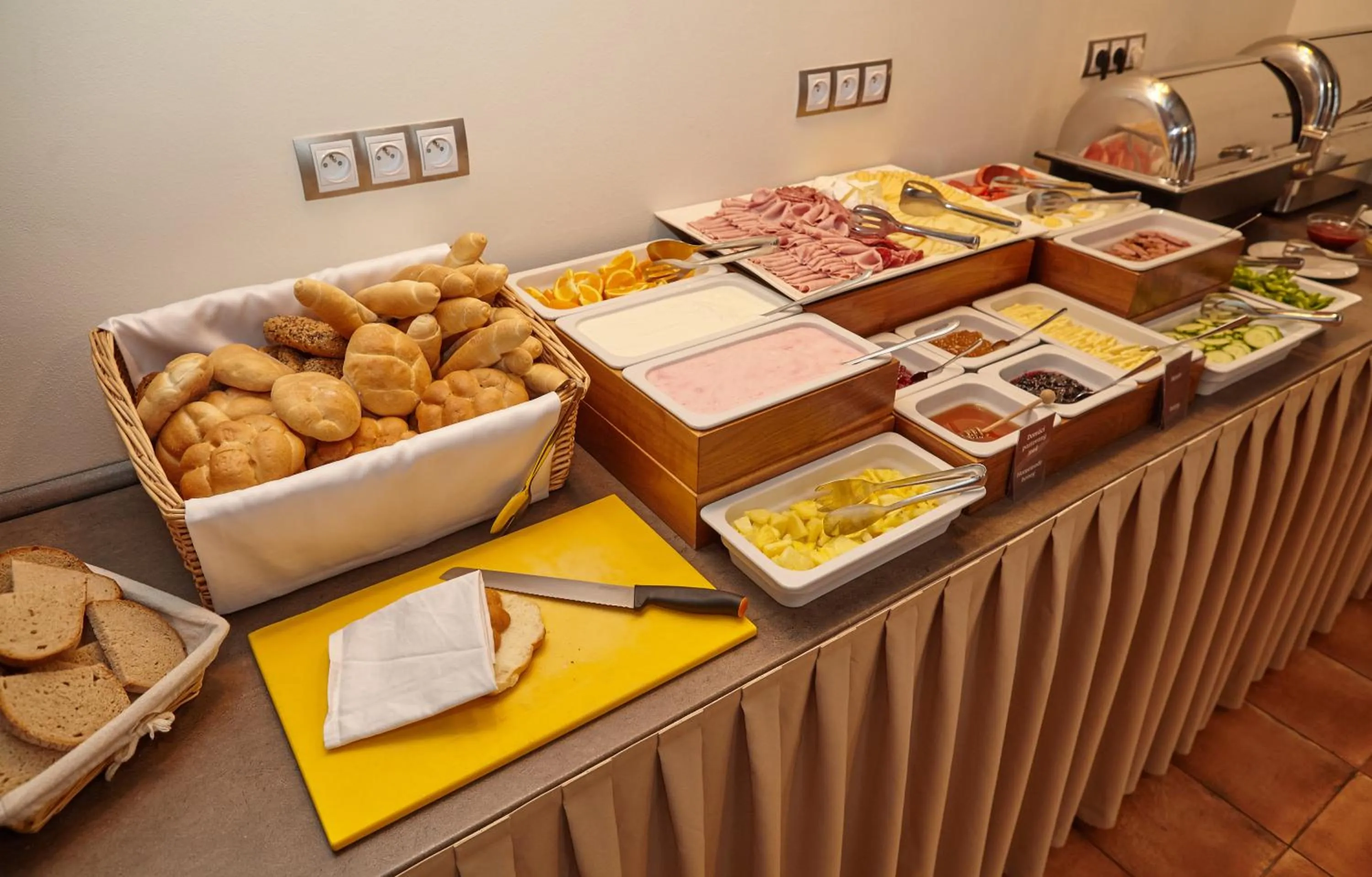 Breakfast in Residence U Černé Věže České Budějovice