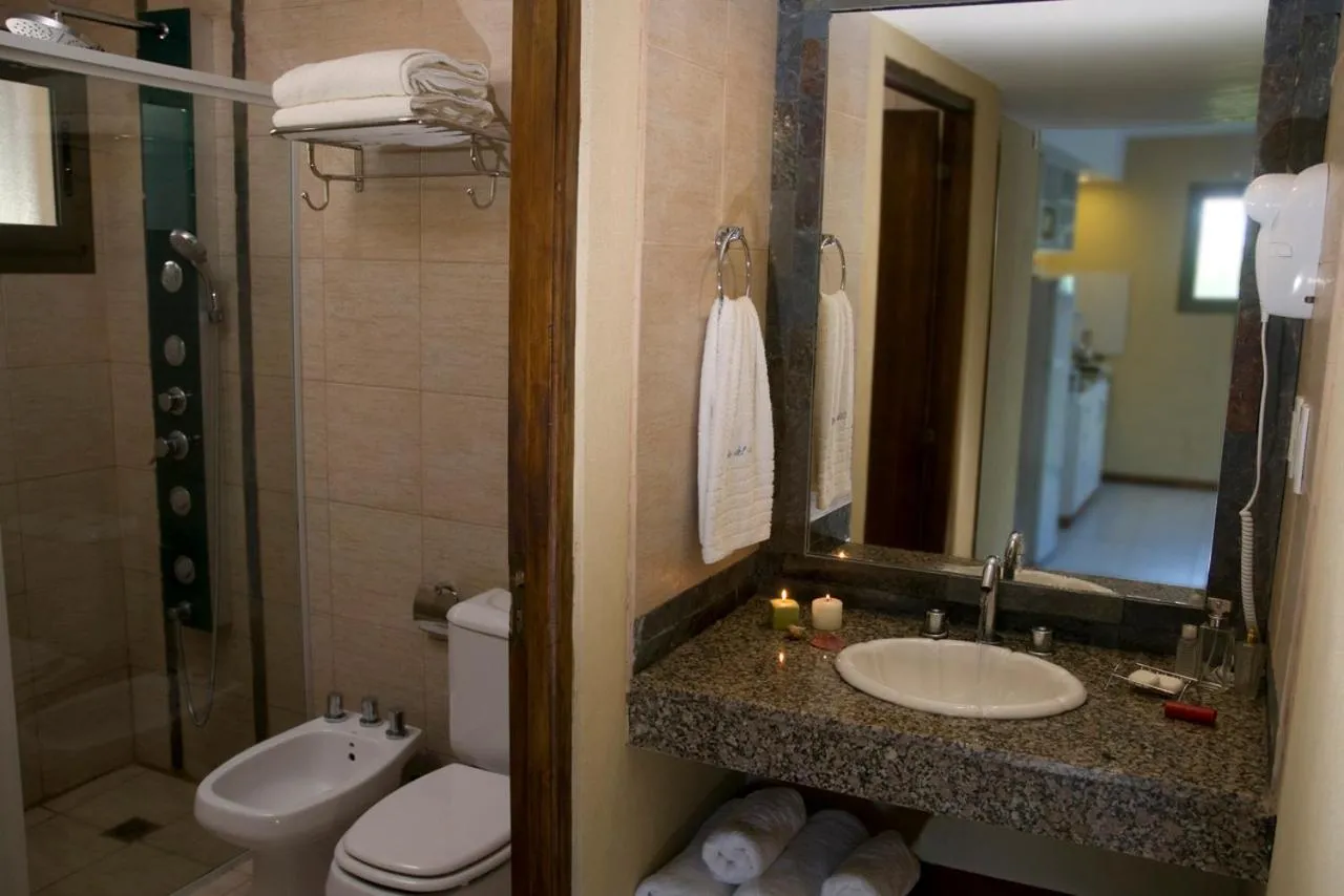 Bathroom in Viñas del Mar Apart & SPA Aparthotel