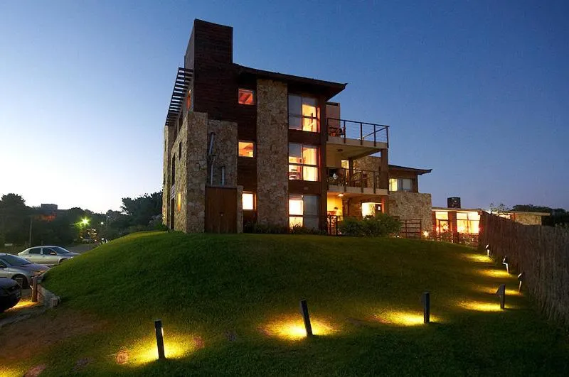 Facade/entrance in Viñas del Mar Apart & SPA Aparthotel