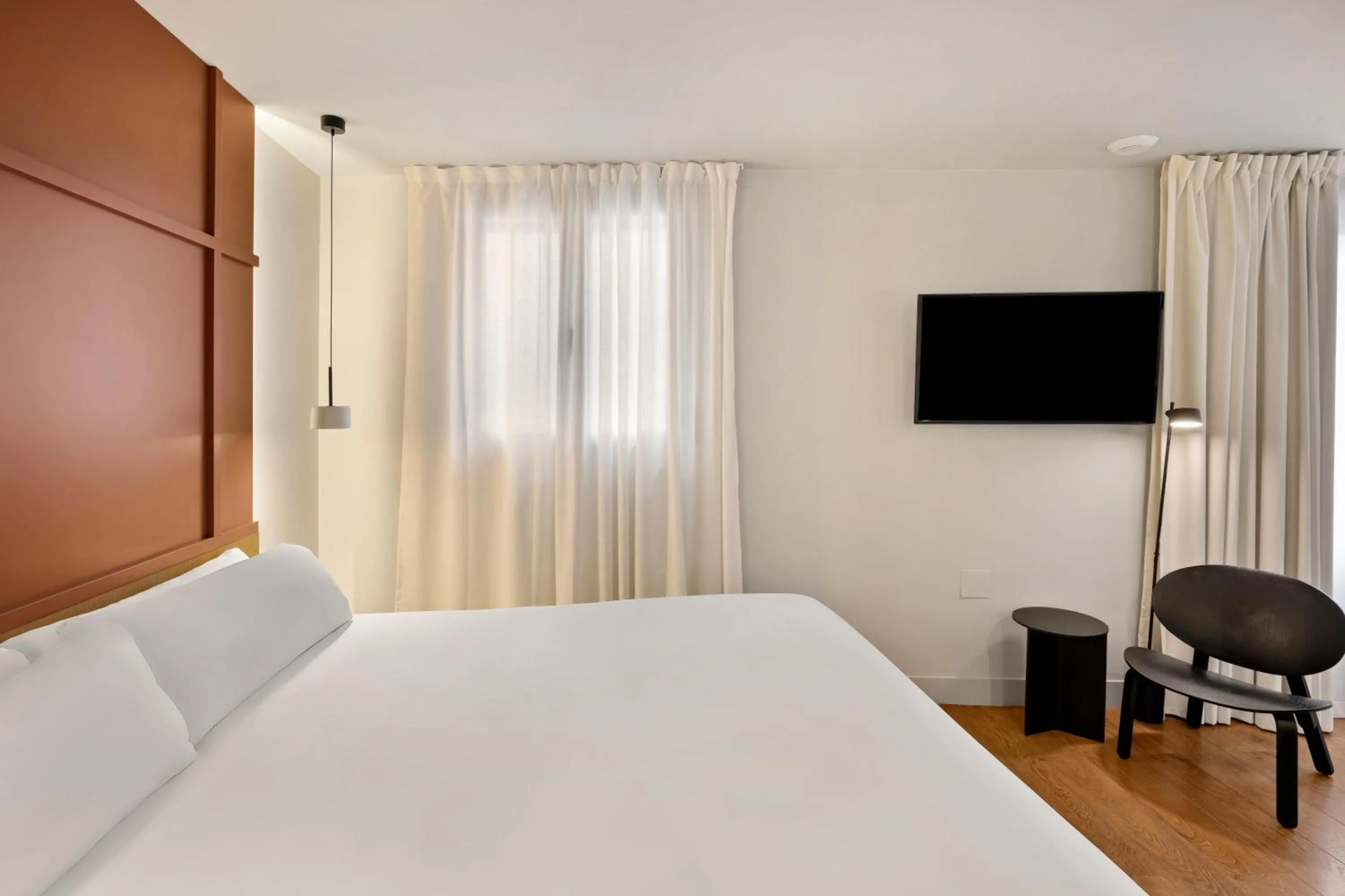 Bed in B&B HOTEL Apartamentos Madrid Centro Fuencarral 46