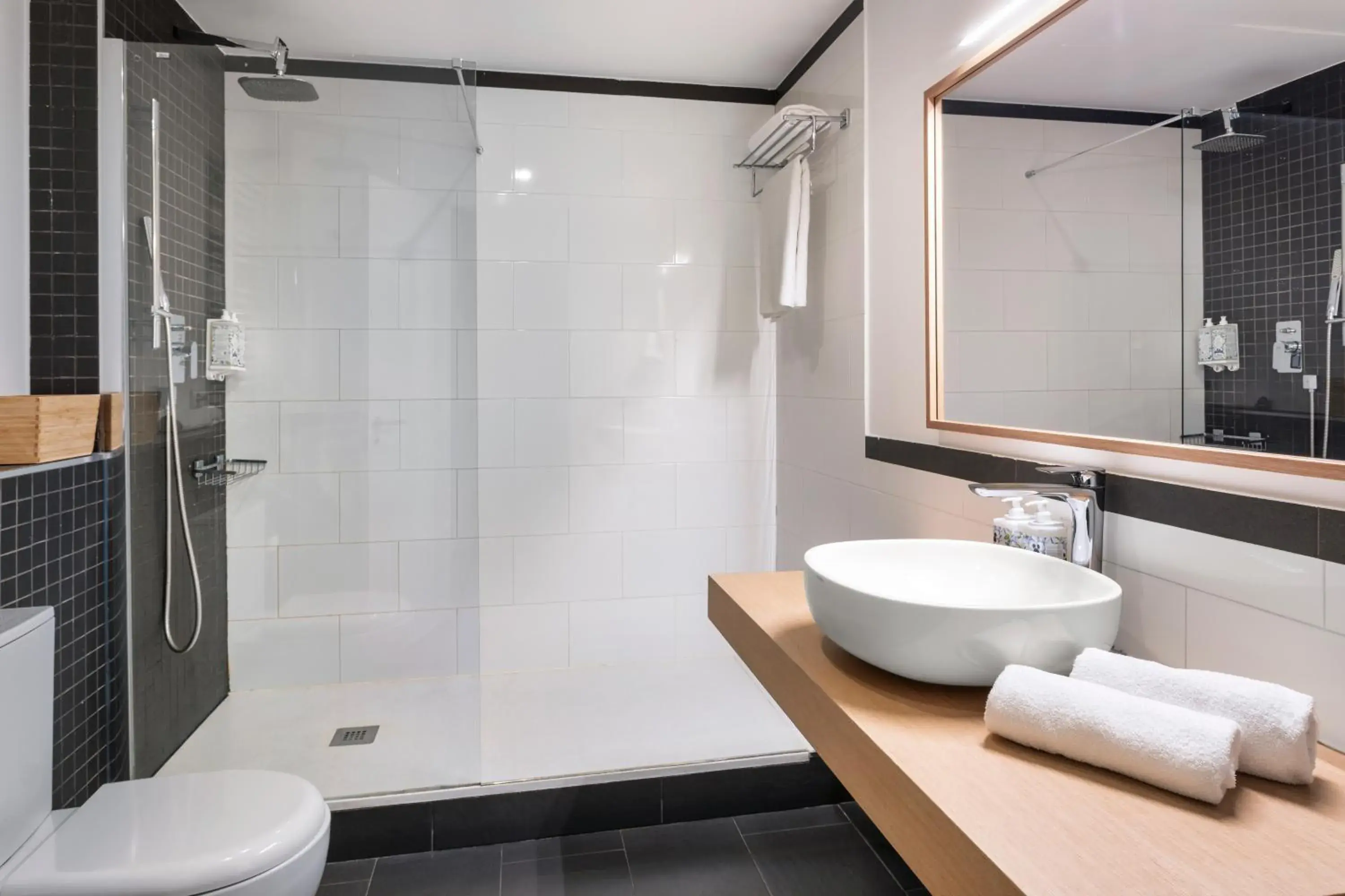 Deluxe Apartment in B&B HOTEL Apartamentos Madrid Centro Fuencarral 46 Deluxe Apartment in B&B HOTEL Apartamentos Madrid Centro Fuencarral 46