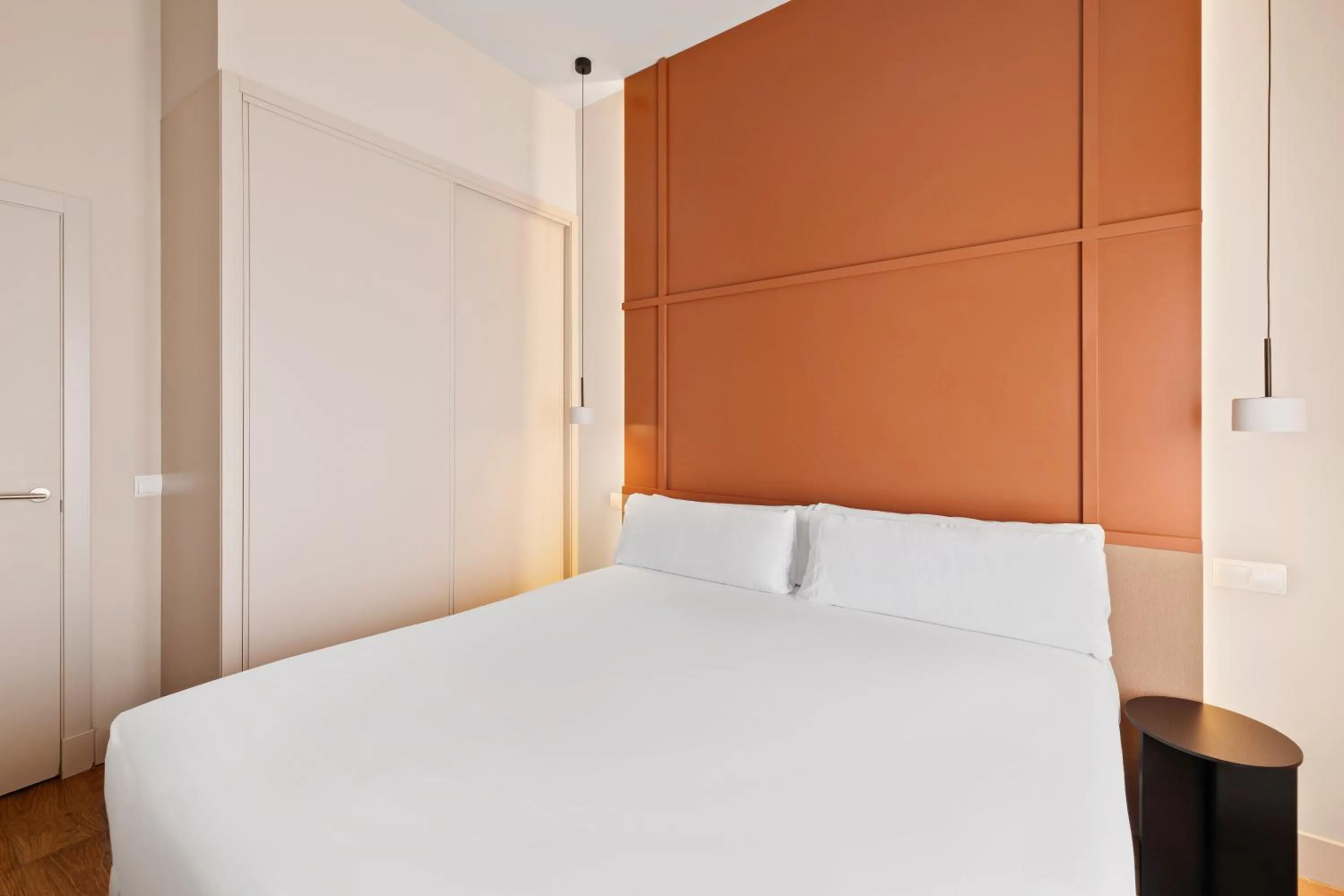 Bed in B&B HOTEL Apartamentos Madrid Centro Fuencarral 46