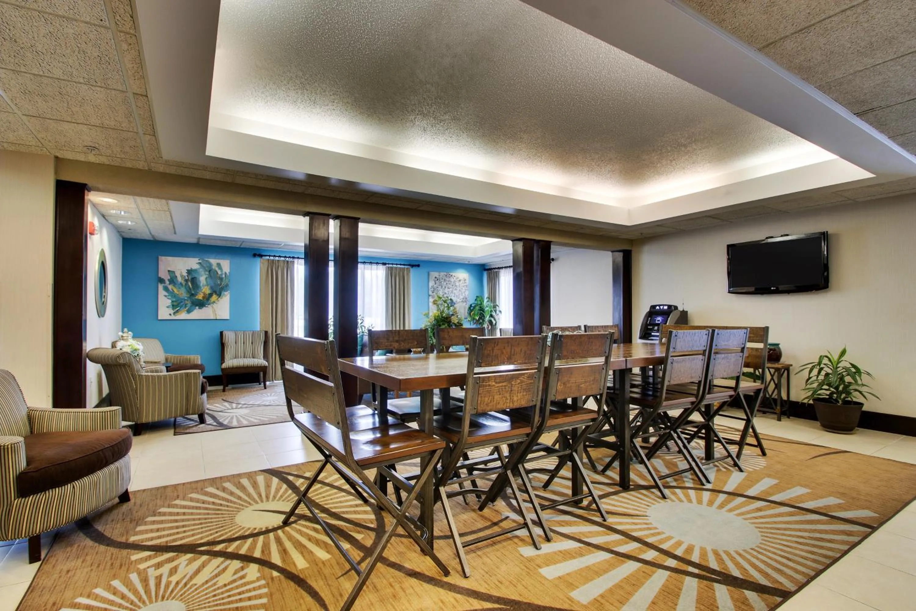 Breakfast in Greenfield Inn & Suites Owensboro, KY Airport