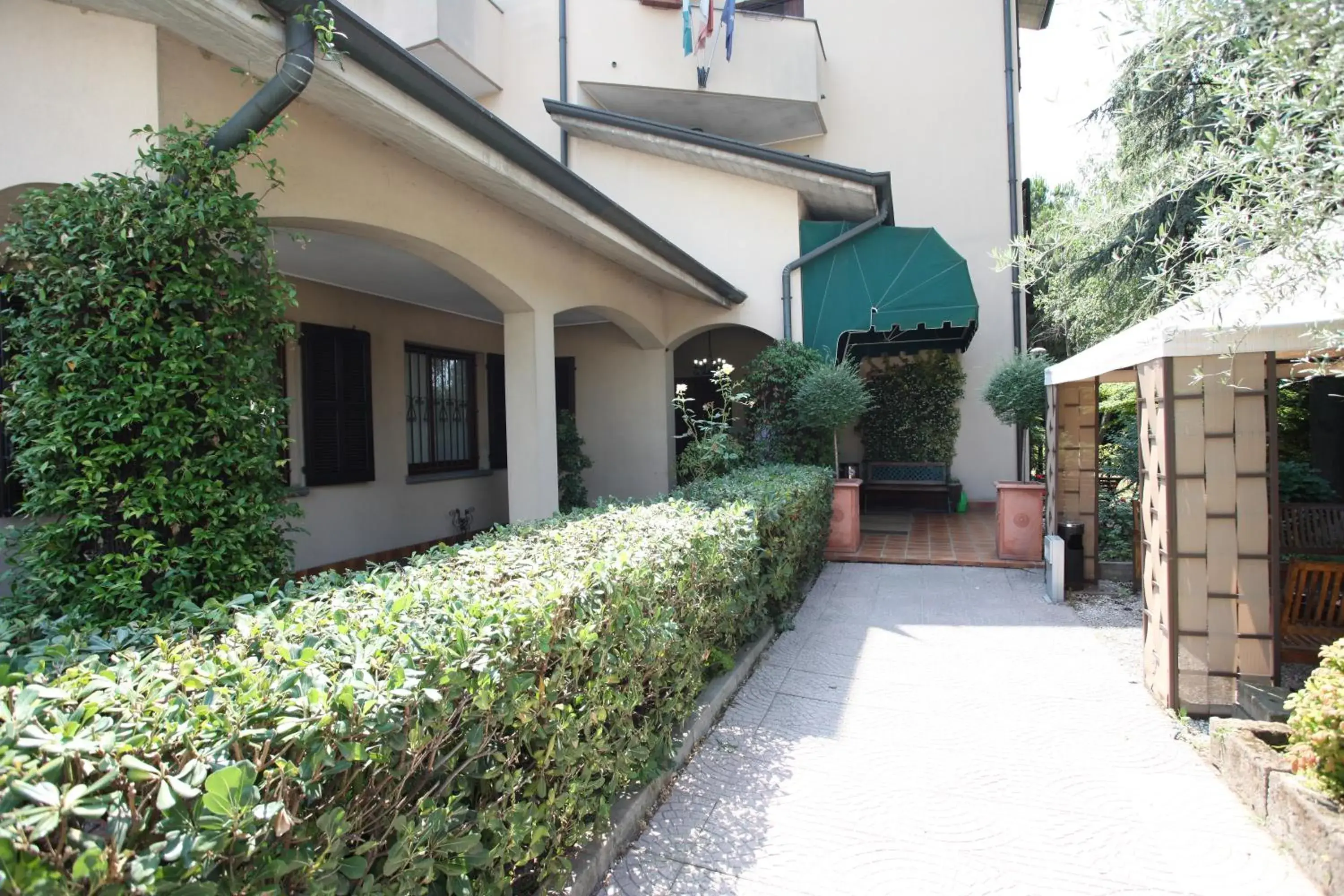 Facade/entrance, Property Building in Hotel Ristorante La Rampina