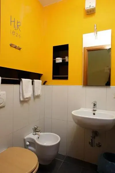 Bathroom in Hotel Ristorante La Rampina