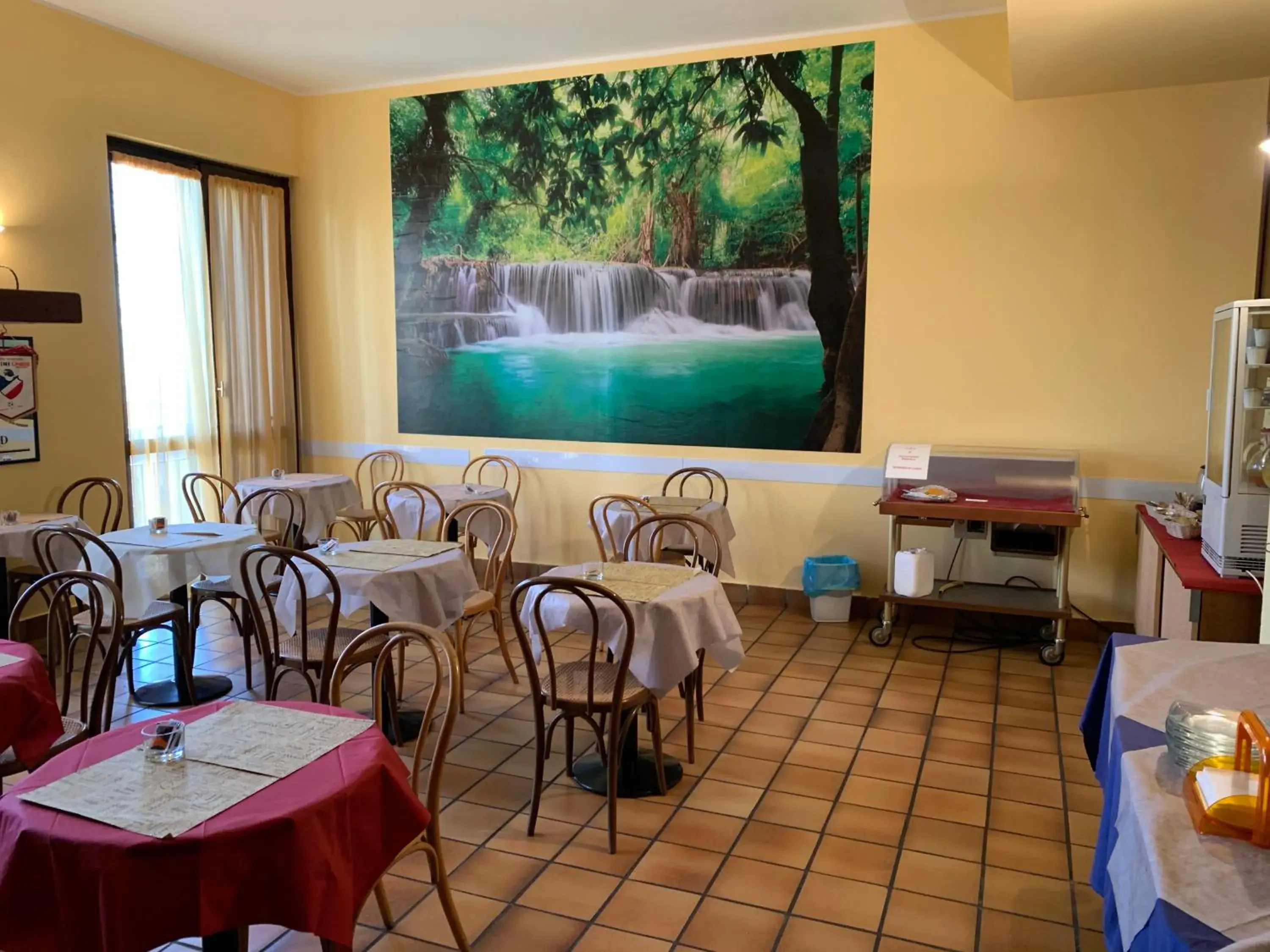 Restaurant/Places to Eat in Hotel Ristorante La Rampina