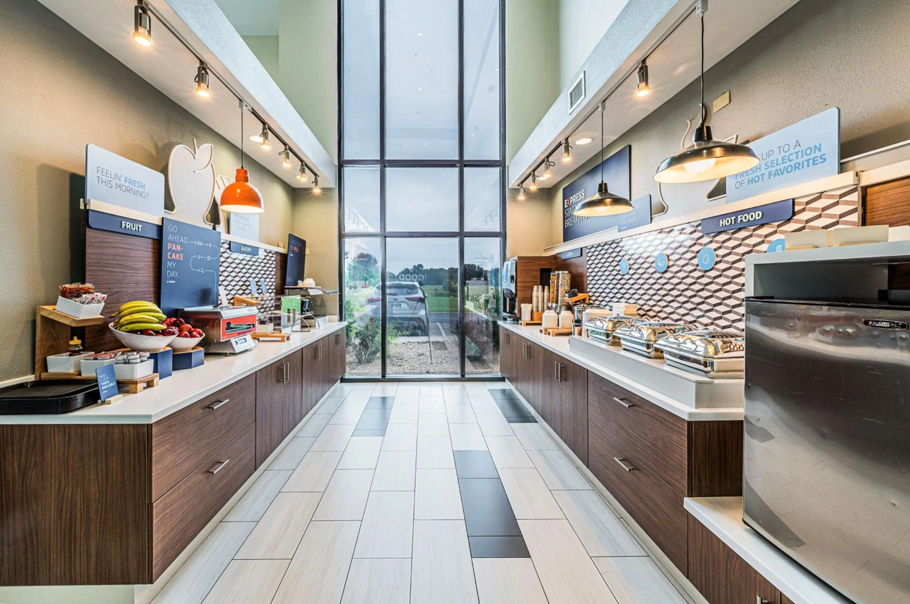 Breakfast in Holiday Inn Express Hotel & Suites Franklin by IHG