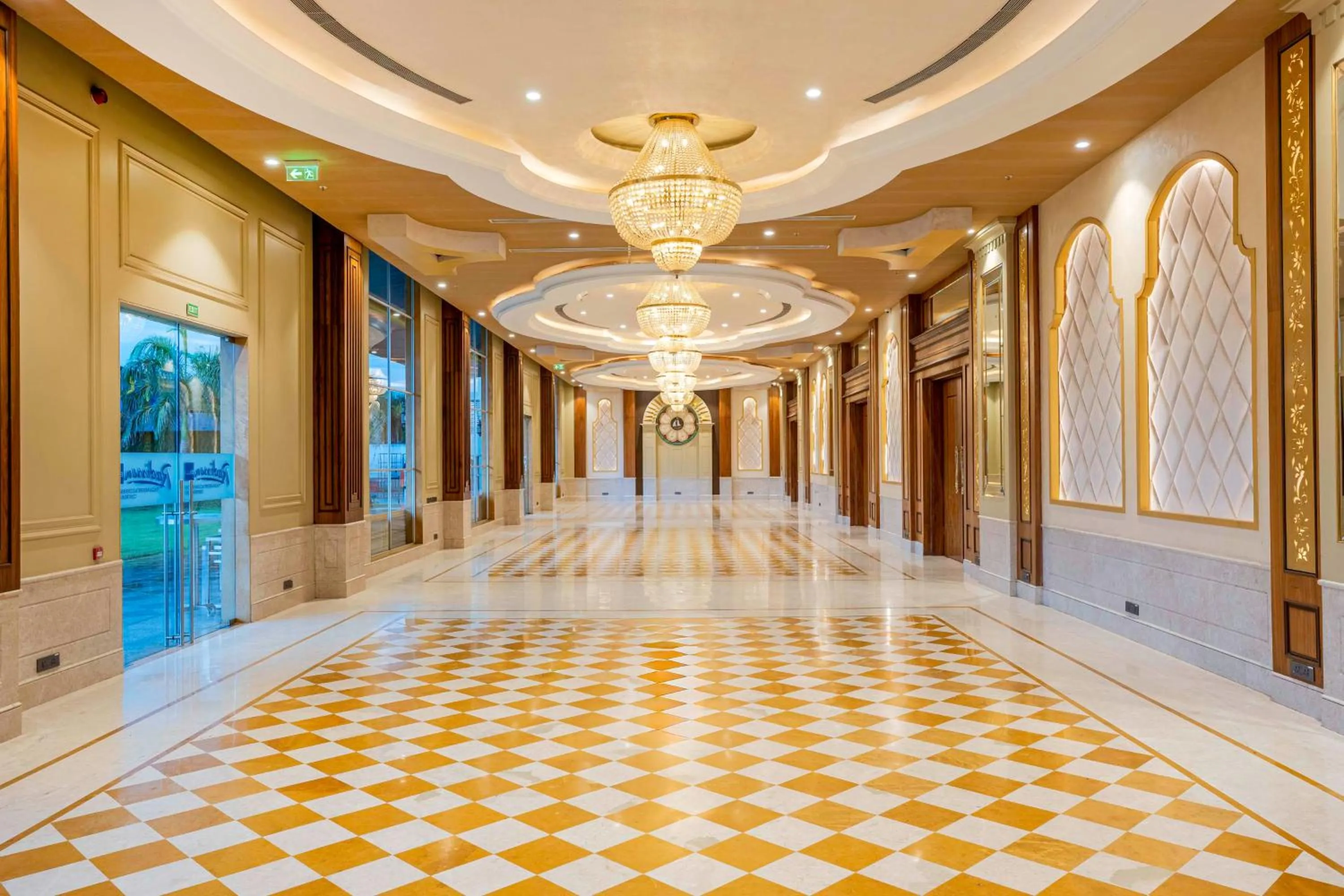 Meeting/conference room in Radisson Blu Plaza Resort & Convention Centre Karjat