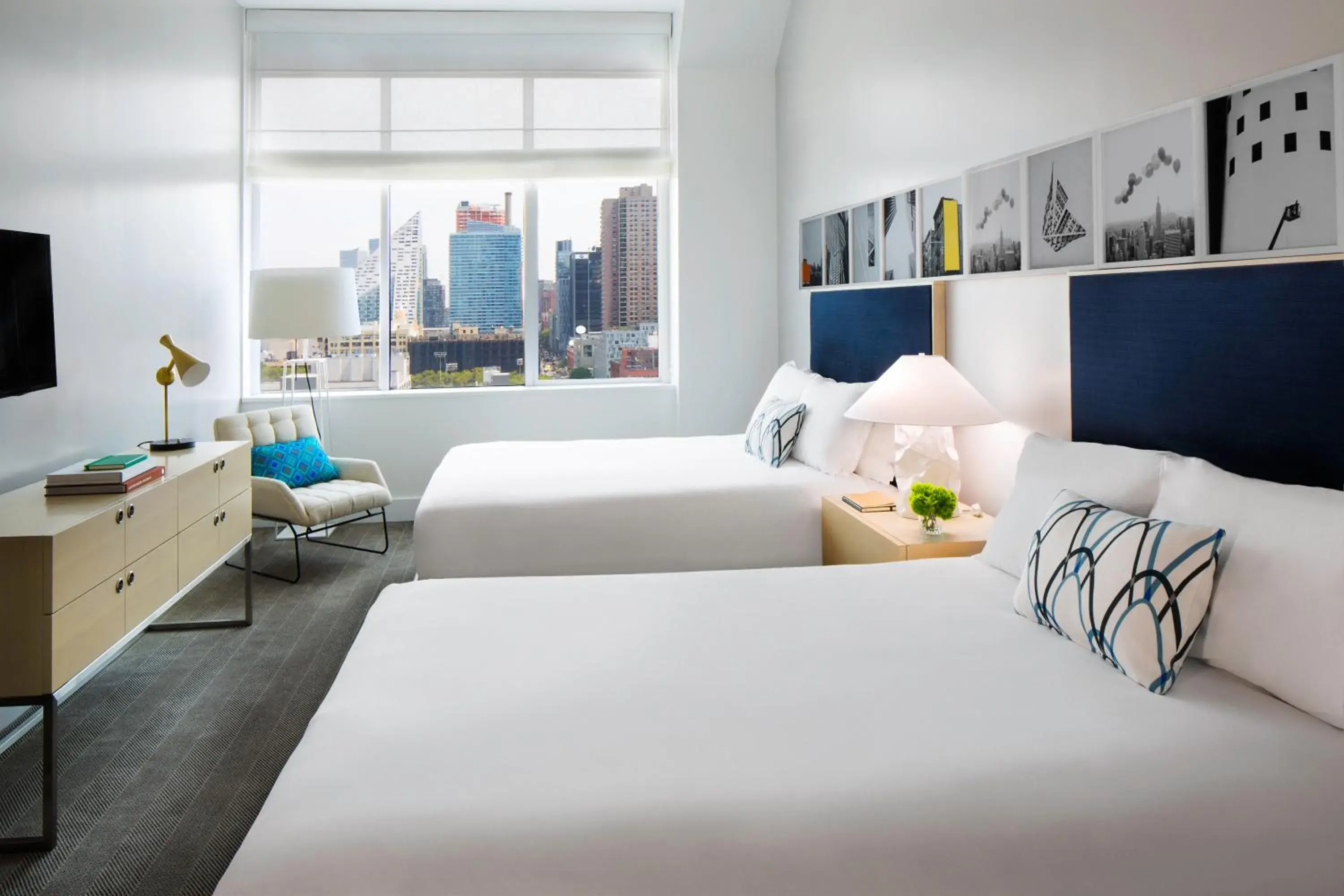 Photo of the whole room, Bed in Ink 48 Hotel Photo of the whole room, Bed in Ink 48 Hotel