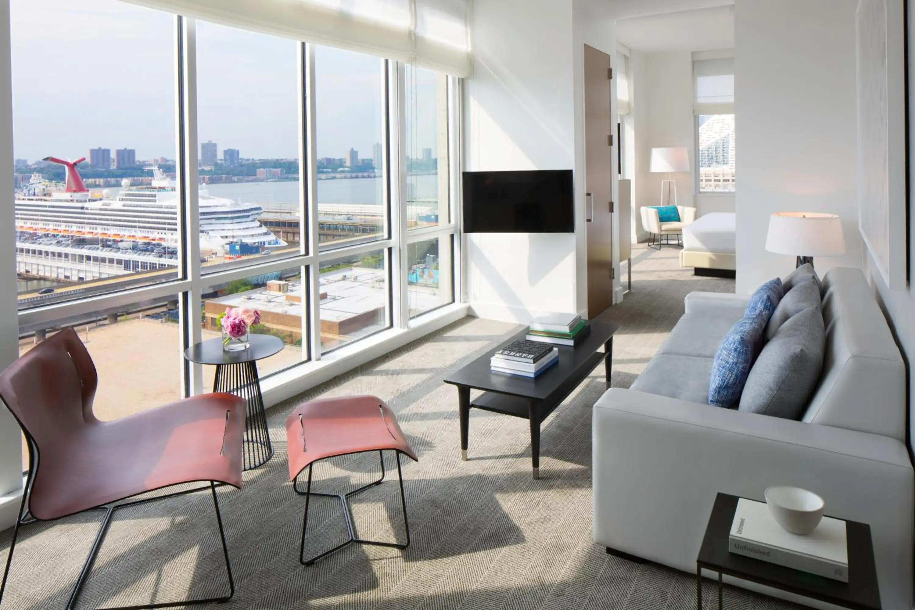 Hudson Suite in Ink 48 Hotel Hudson Suite in Ink 48 Hotel