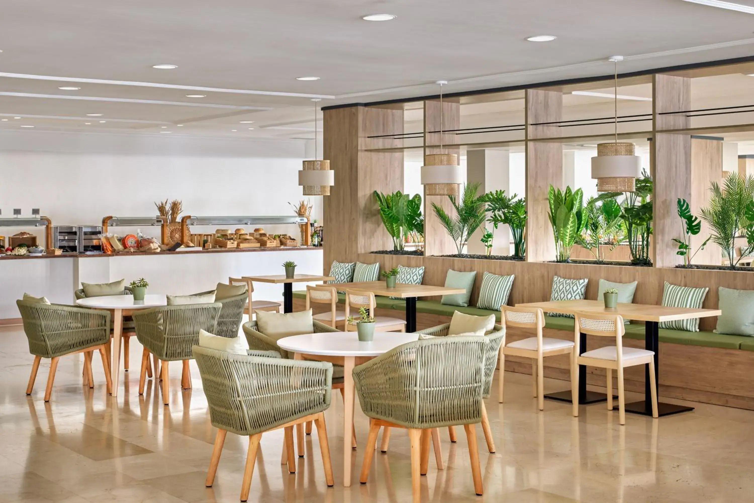 Buffet breakfast in Apartments La Palma, Affiliated by Meliá Buffet breakfast in Apartments La Palma, Affiliated by Meliá