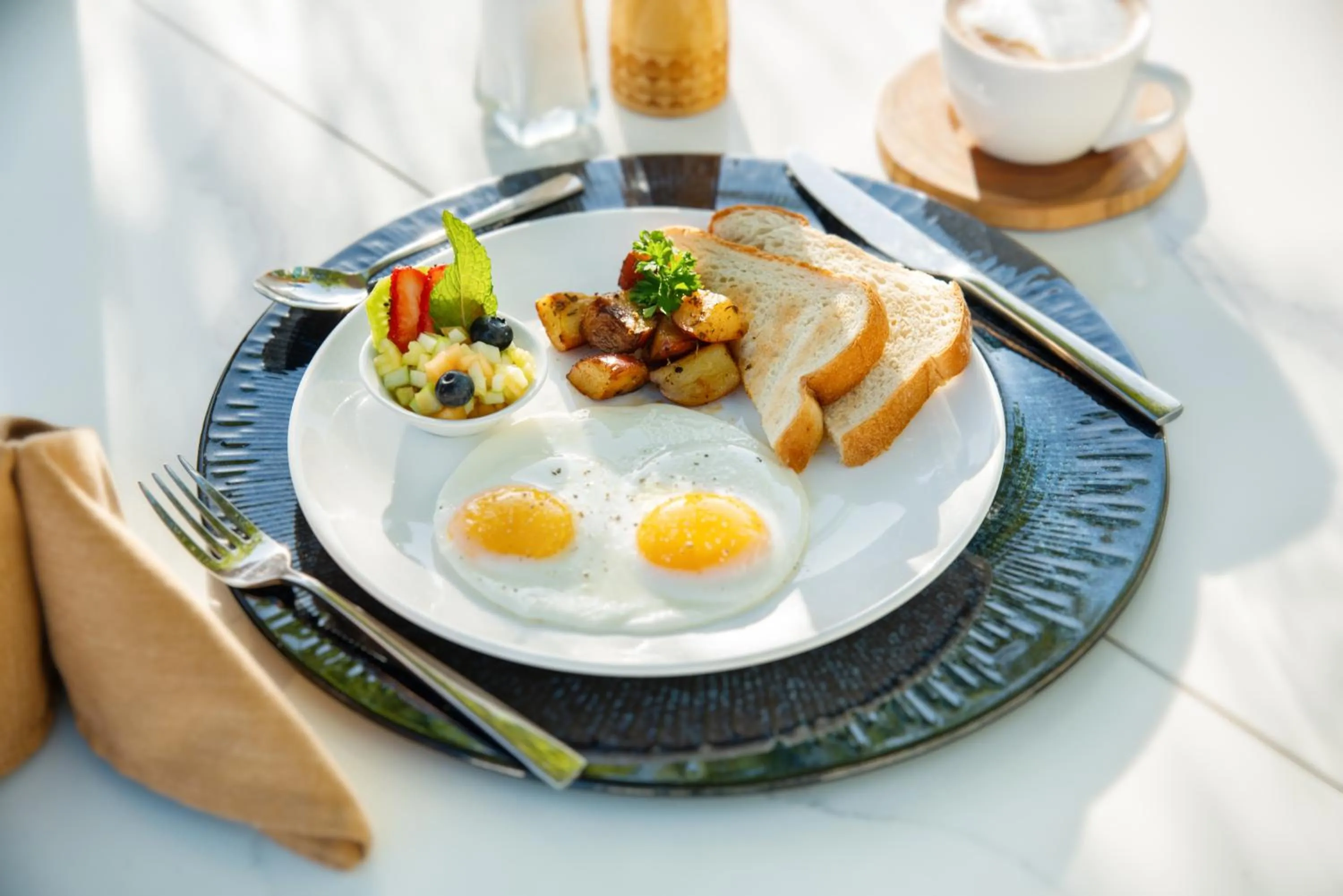 Restaurant/places to eat in The Oasis at Grace Bay