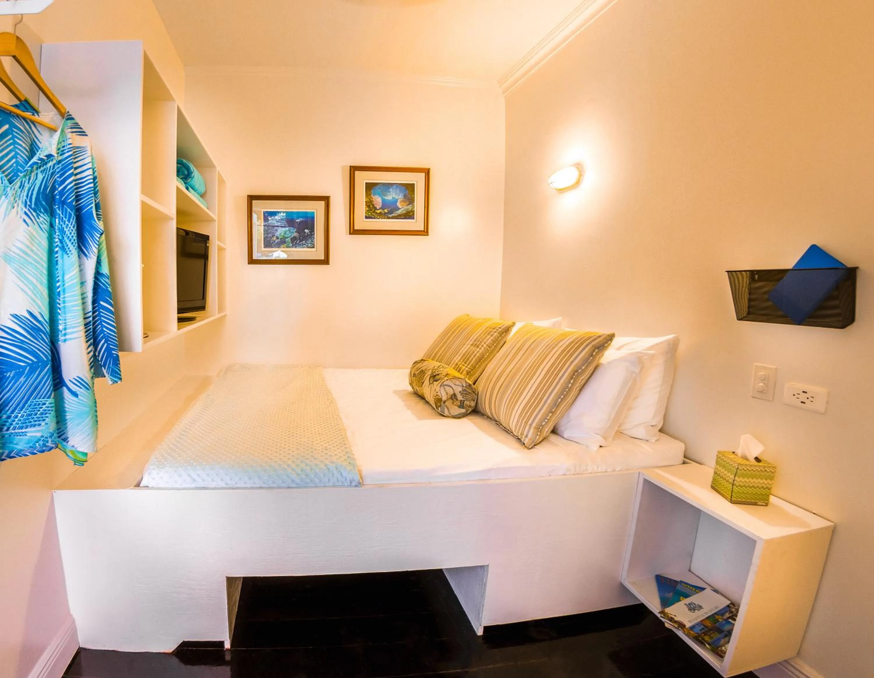 Bedroom, Bed in Turks Head Inne