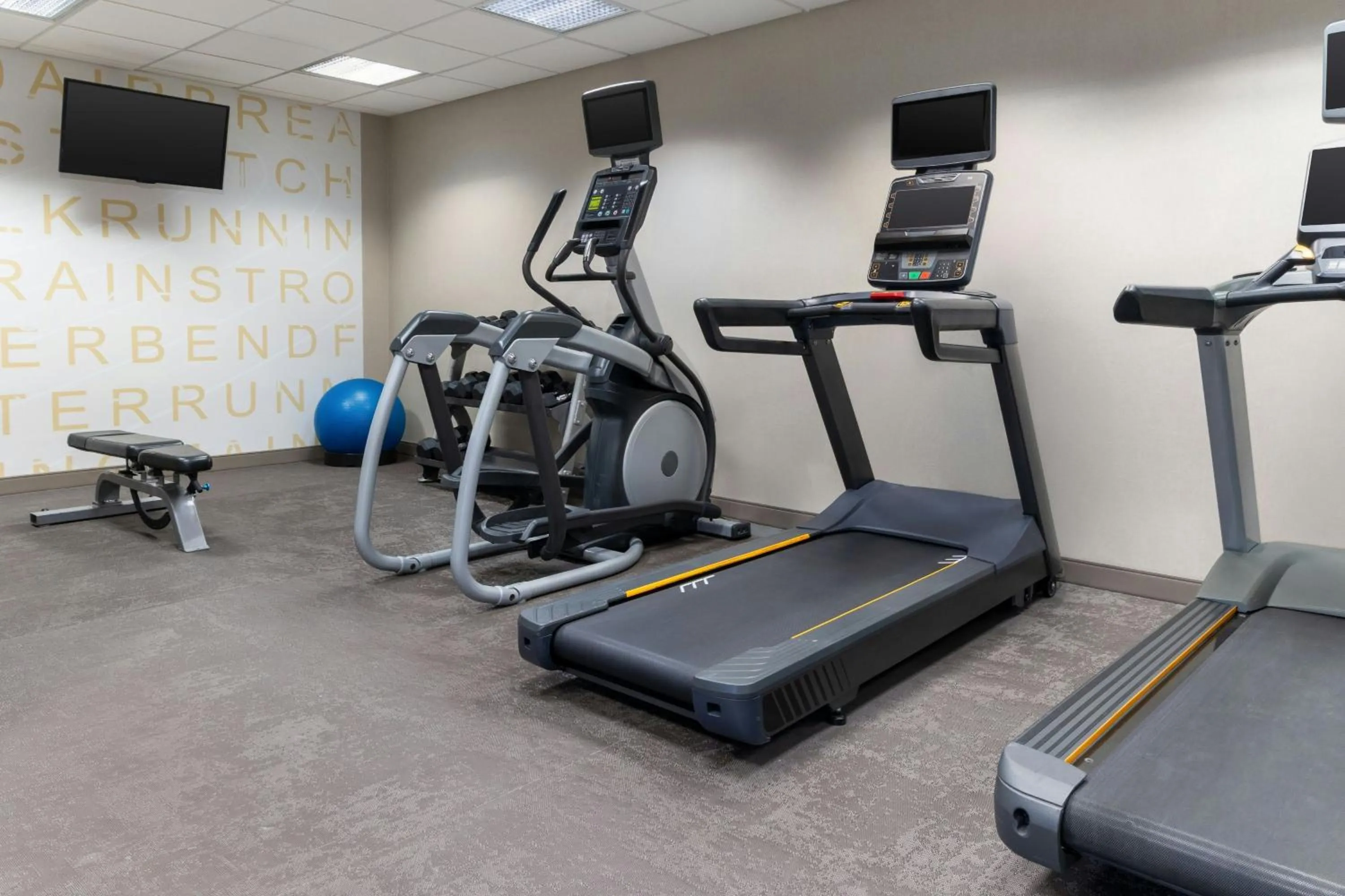 Fitness centre/facilities in Residence Inn Dayton North