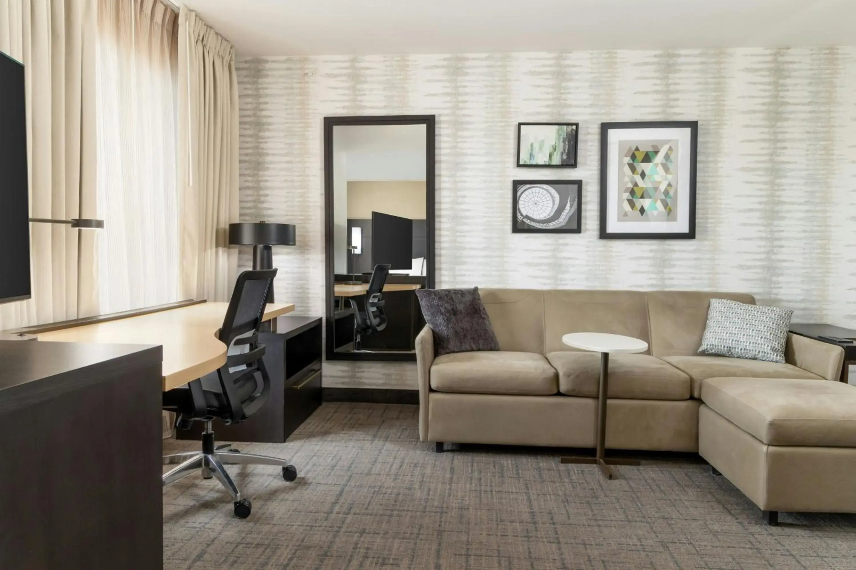 King Studio Suite with Sofa Bed and Adapted Tub - Mobility and Hearing Accessible in Residence Inn Dayton North King Studio Suite with Sofa Bed and Adapted Tub - Mobility and Hearing Accessible in Residence Inn Dayton North