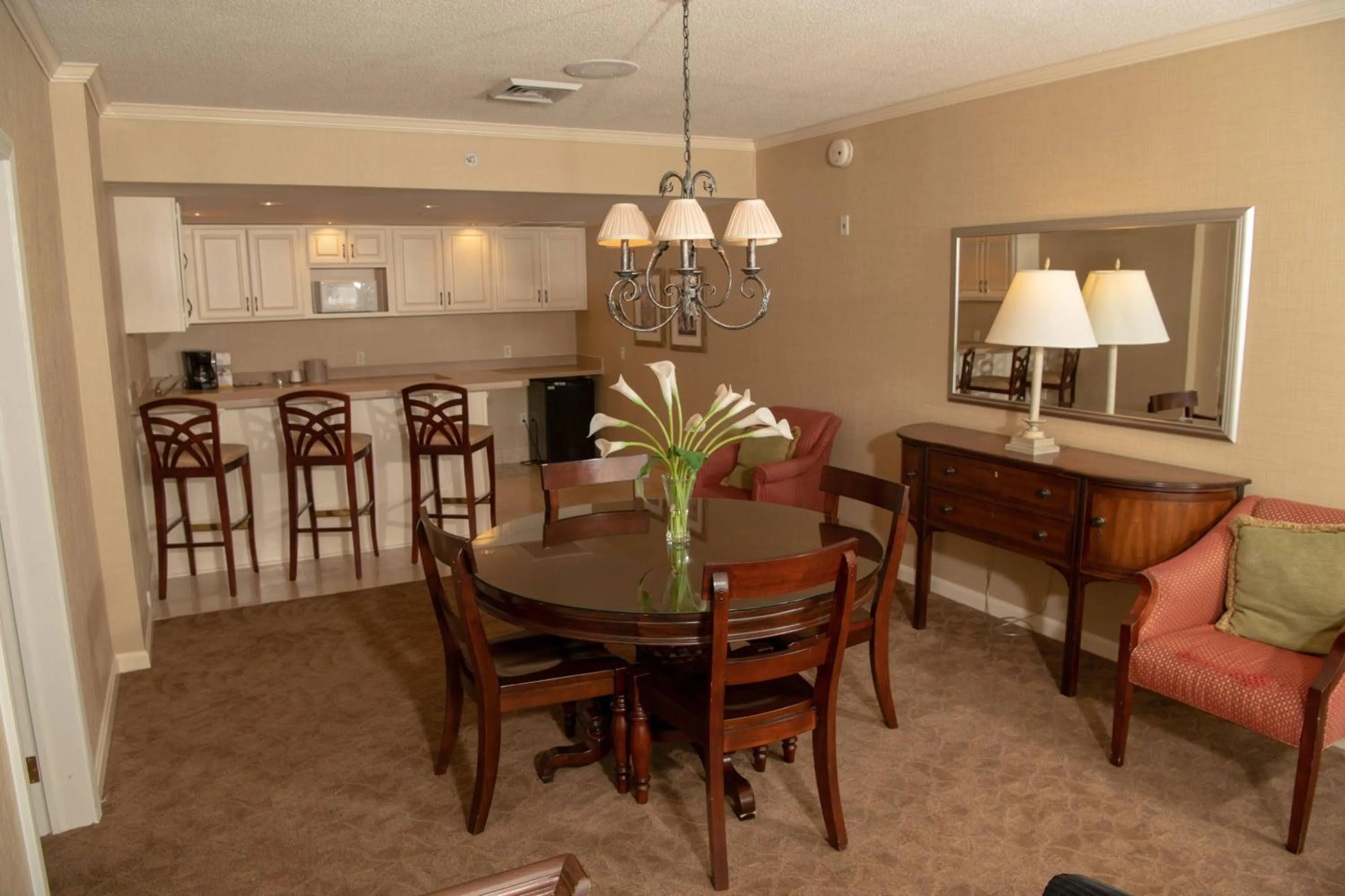 Photo of the whole room in Courtyard by Marriott Erie Ambassador Conference Center