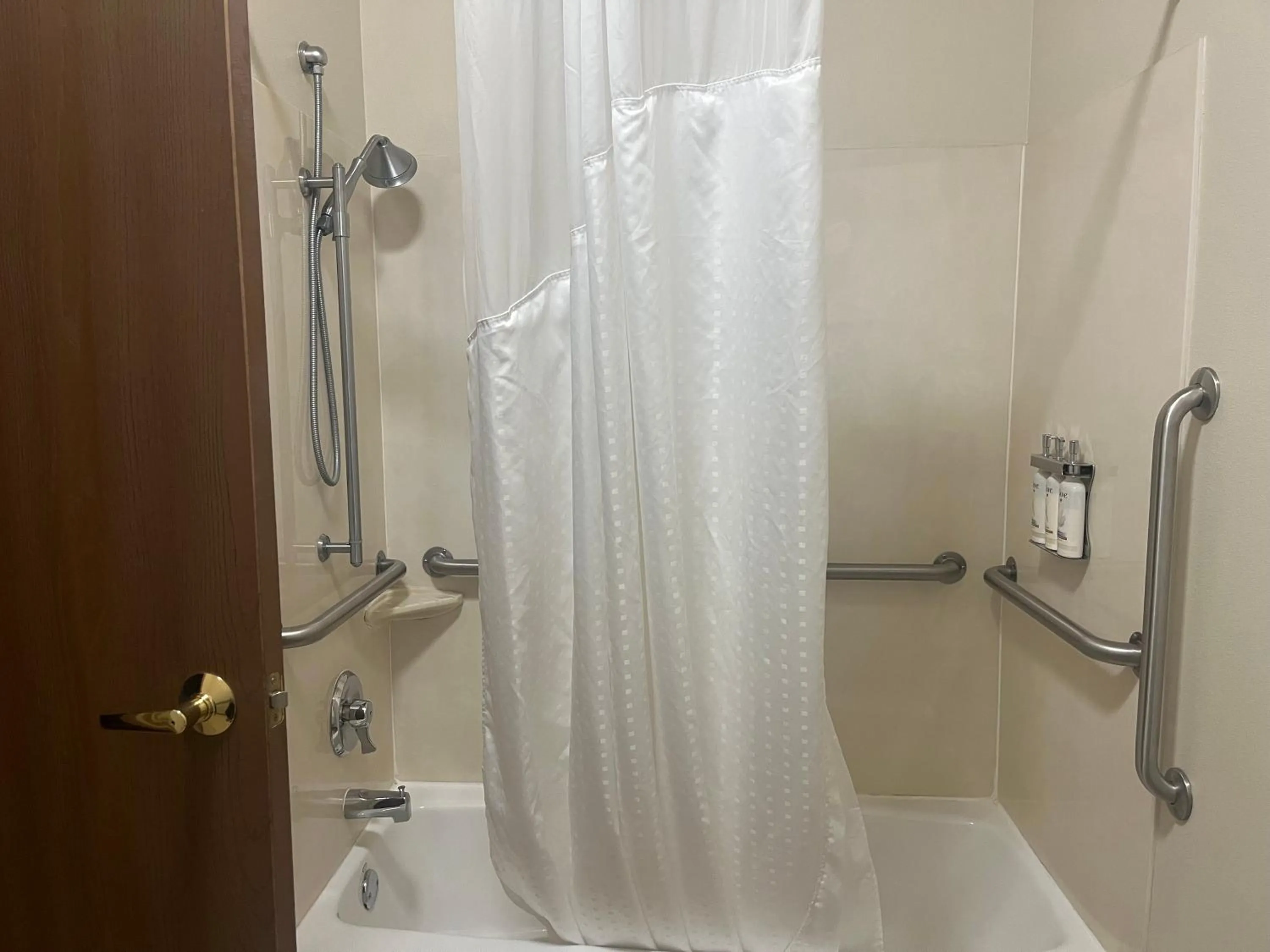 Holiday Inn Express Hotel & Suites Sioux Falls At Empire Mall by IHG