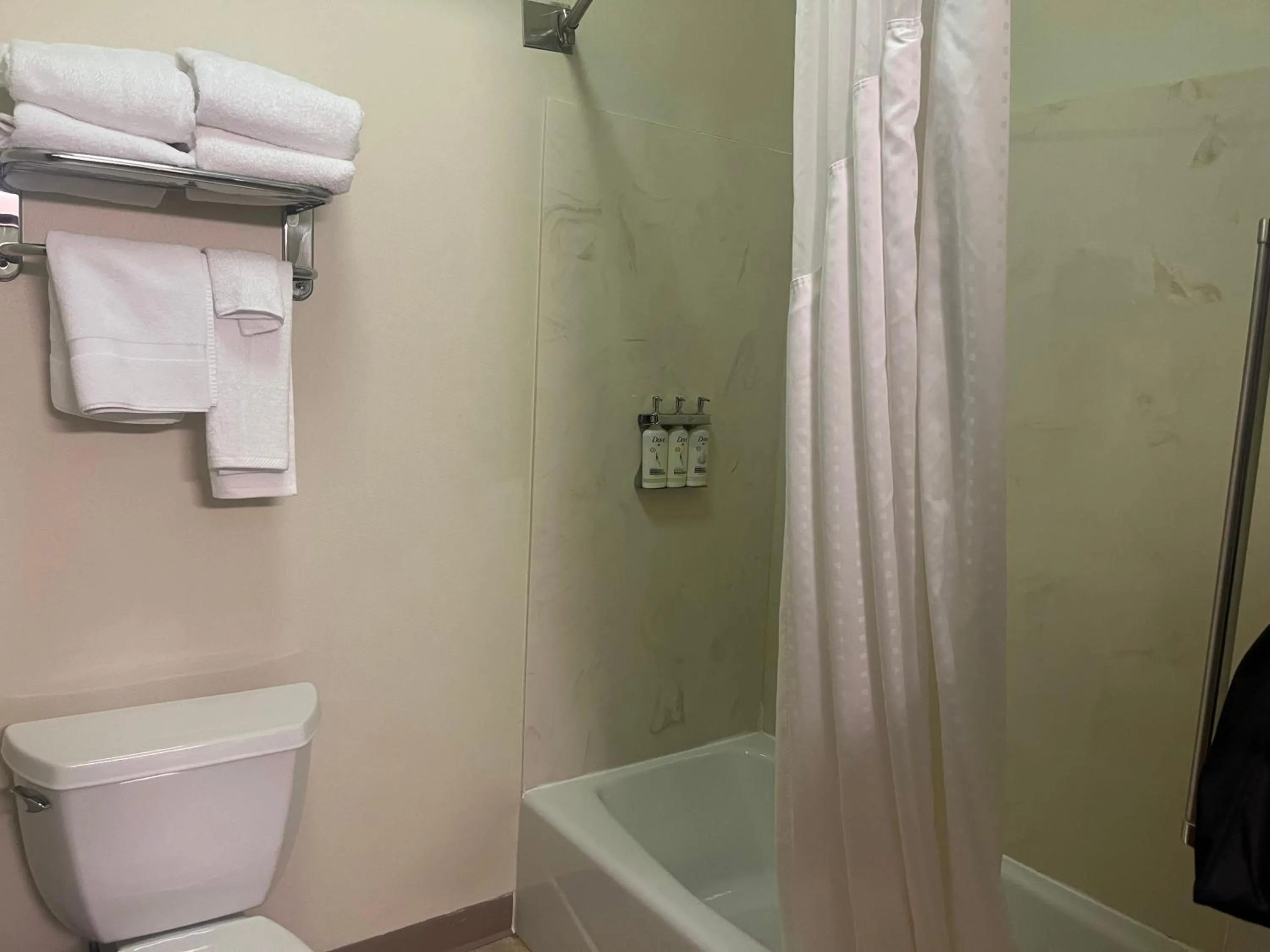 Holiday Inn Express Hotel & Suites Sioux Falls At Empire Mall by IHG