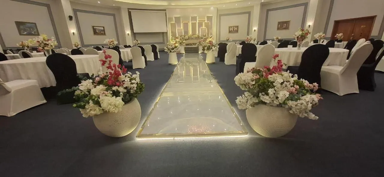 Mena Holiday Beach Resort Half Moon