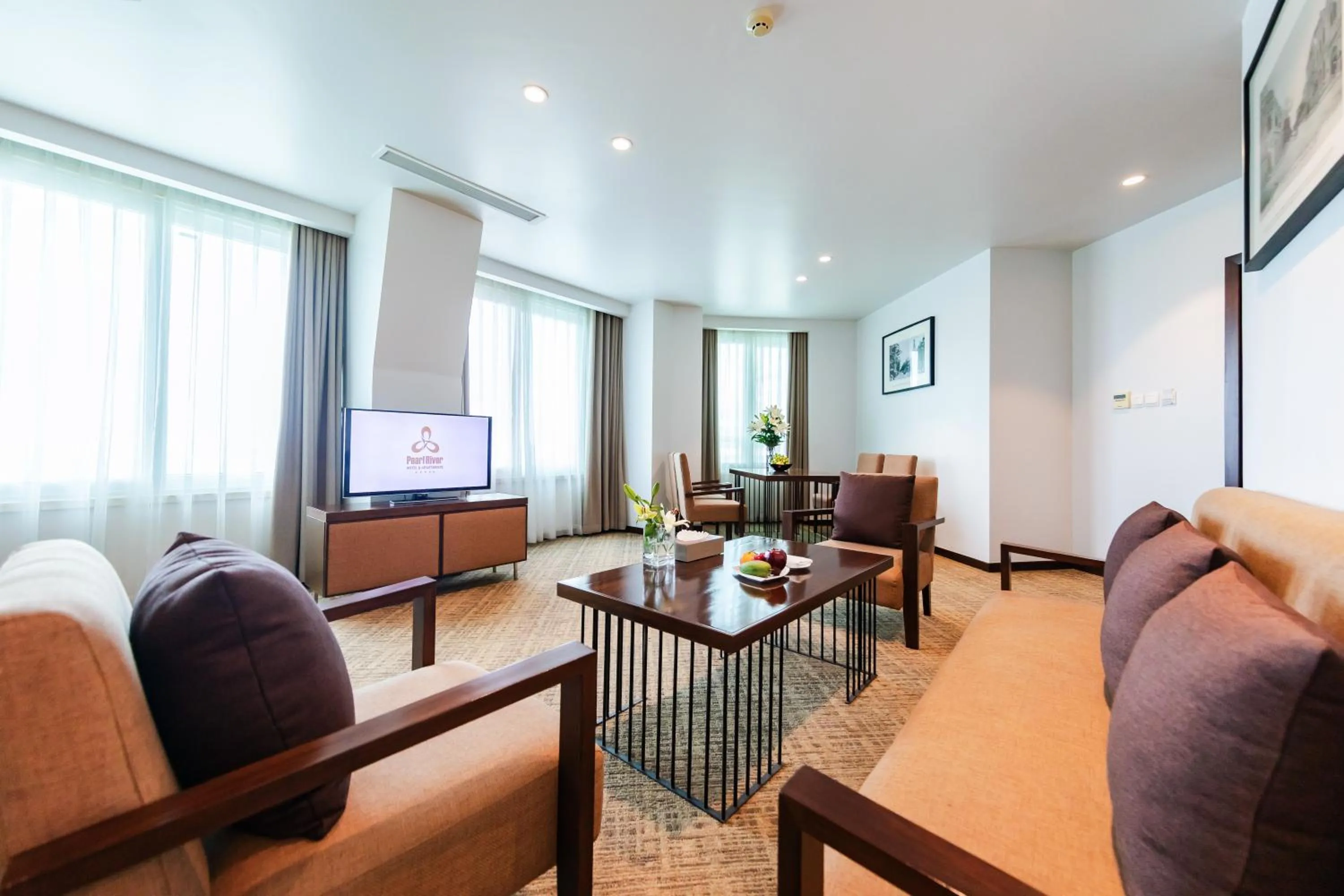 Living room in Pearl River Hotel